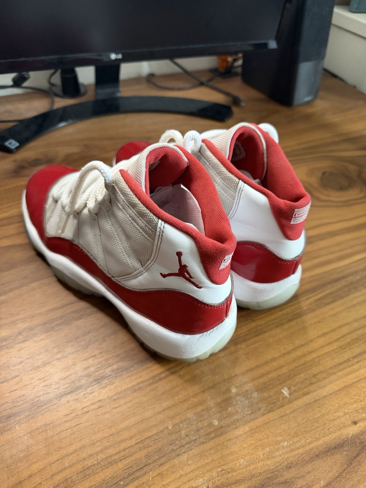 Jordan 11 Cherry Red