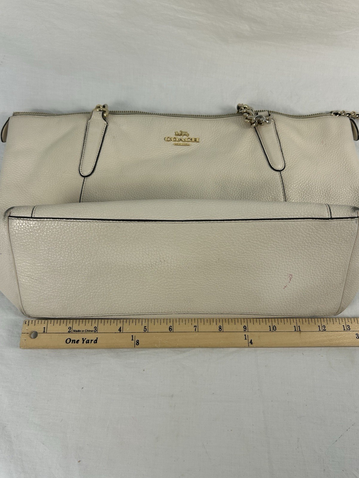 Coach F29007 Ava Chain Tote In Ivory Crossgrain Leather