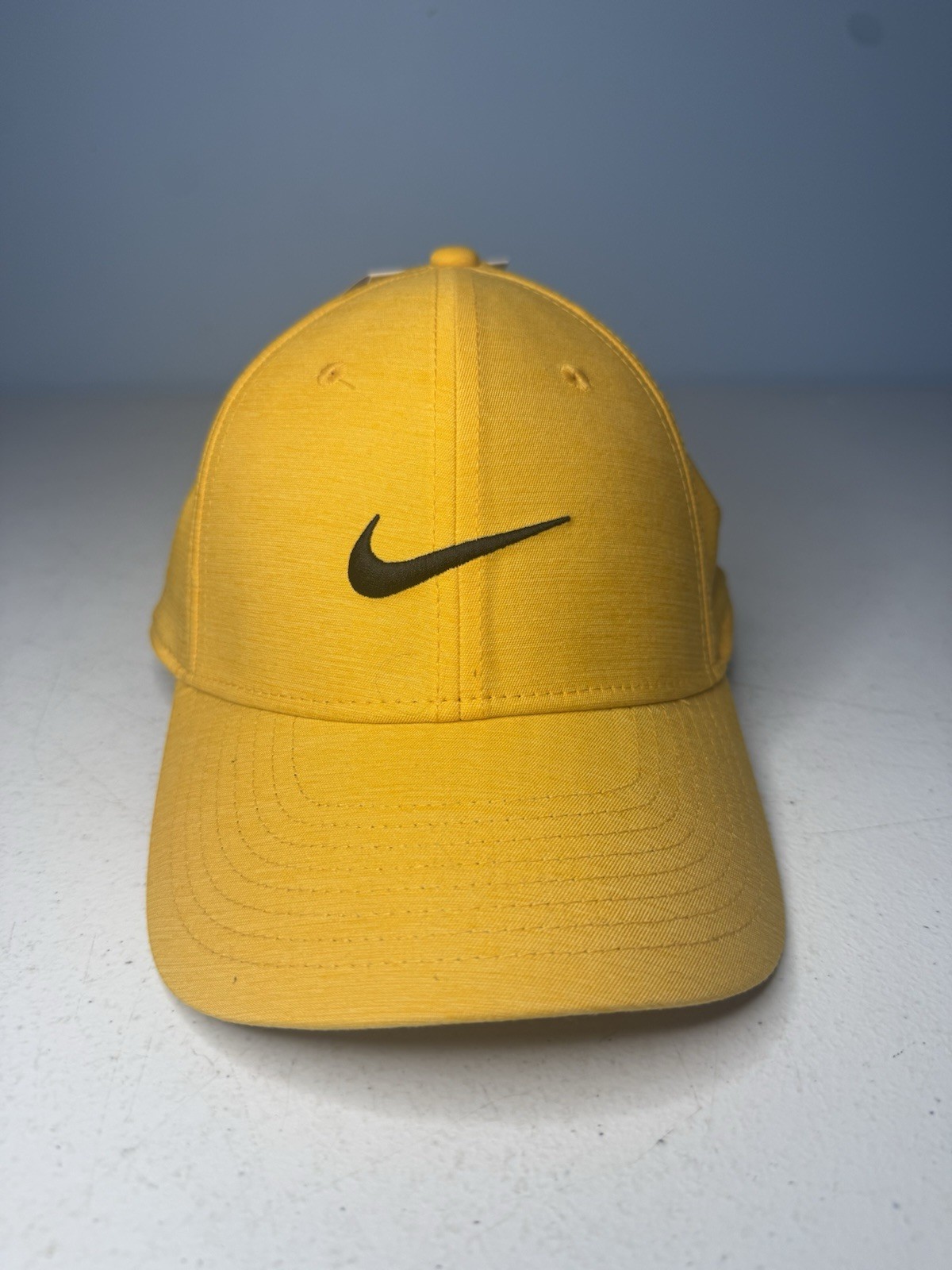 Nike Legacy91 Dri-Fit Golf Cap Adjustable Strapback CU9892-821 Yellow