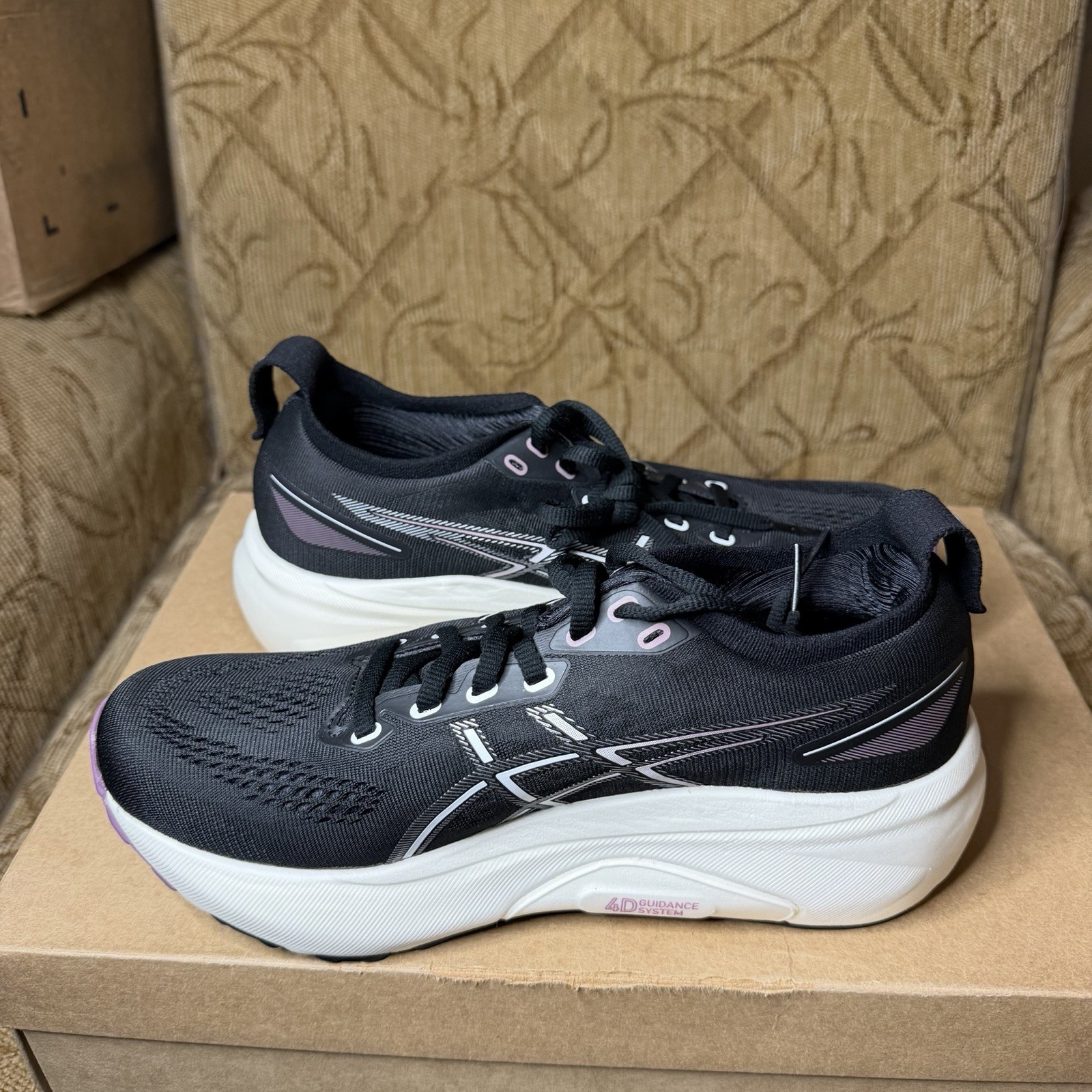 MISMATCH SIZES!! Asics Gel-Kayano 31 Women’s Black White Athletic Running Shoes