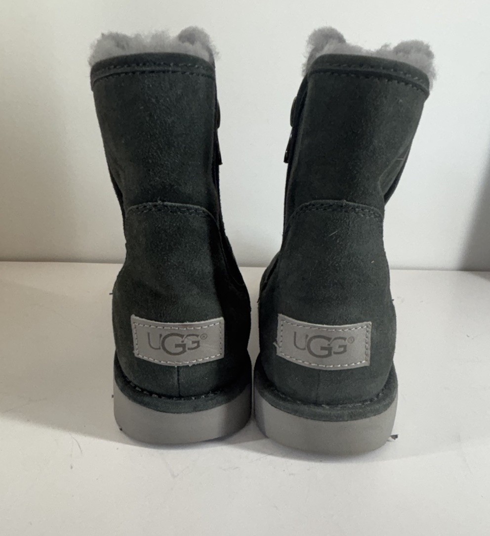 UGG Women’s Abree Mini Suede Ankle Boots In Gray / Grigio, Size 6, No Box
