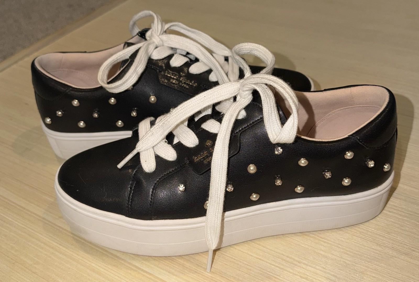 Kate Spade Selena Pearl Rhinestone Lace Up Sneakers Black Leather Women’s 9.5