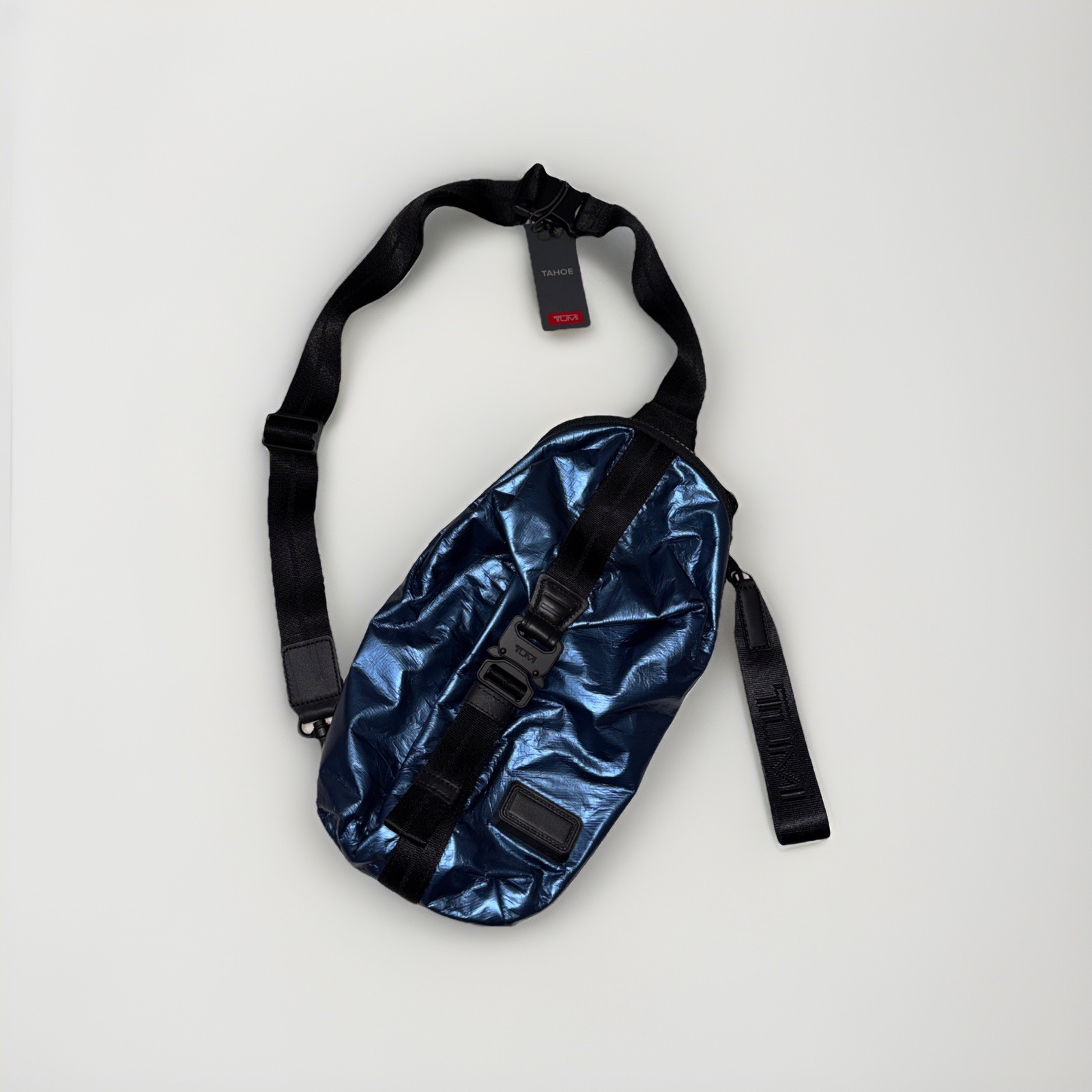 NEW TUMI Tahoe Bozeman Sling Shoulder Bag 13.5”x6”x2.6” Rare