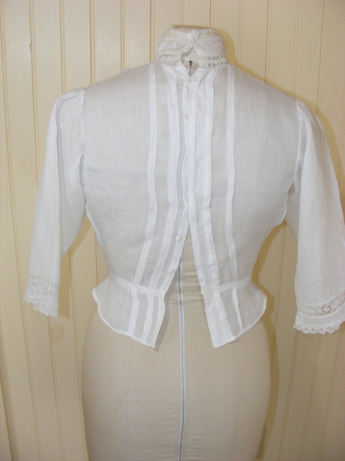 VICTORIAN WHITE SHEER LAWN COTTON BLOUSE HANDMADE NEEDLE LACE EMROIDERY 32X 24