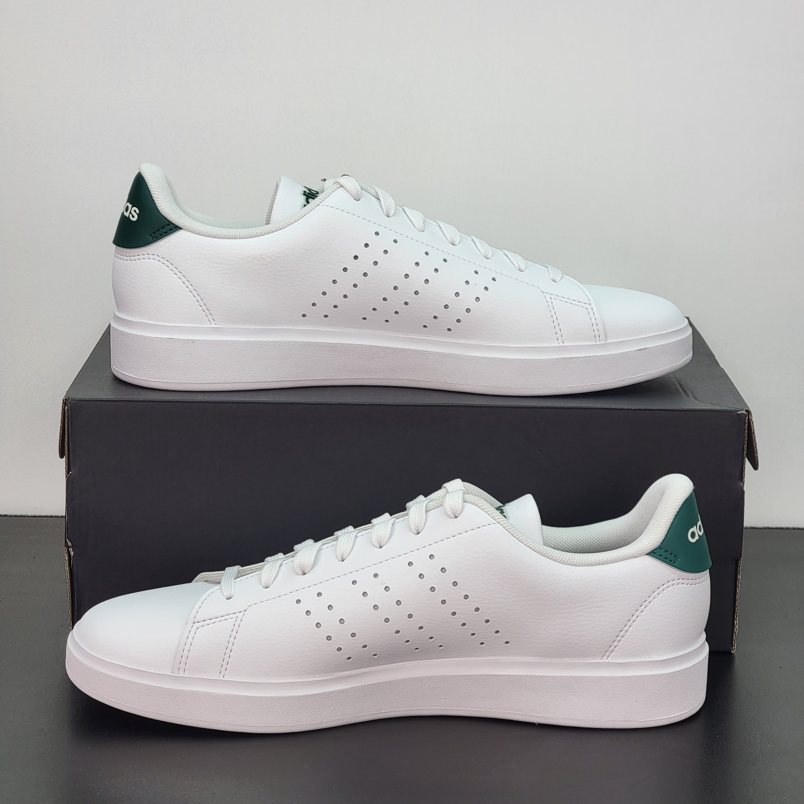 Adidas Advantage Men’s Size 9 Athletic Shoes White Green Casual Sneakers