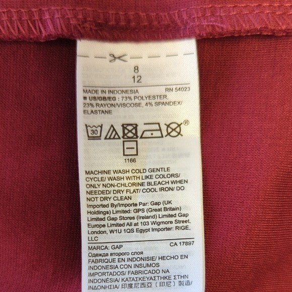 00137 Gap Ruffle Hem Dress Red Size 8 preppy Business casual party cocktail