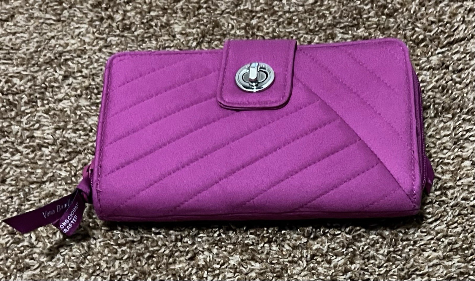 *NWT* Small Vera Tote and Turnlock Wallet in Dark Raspberry