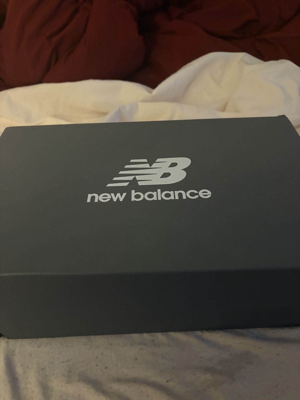 New Balance 1960R Grey/white/green. Barley worn – Comes with box