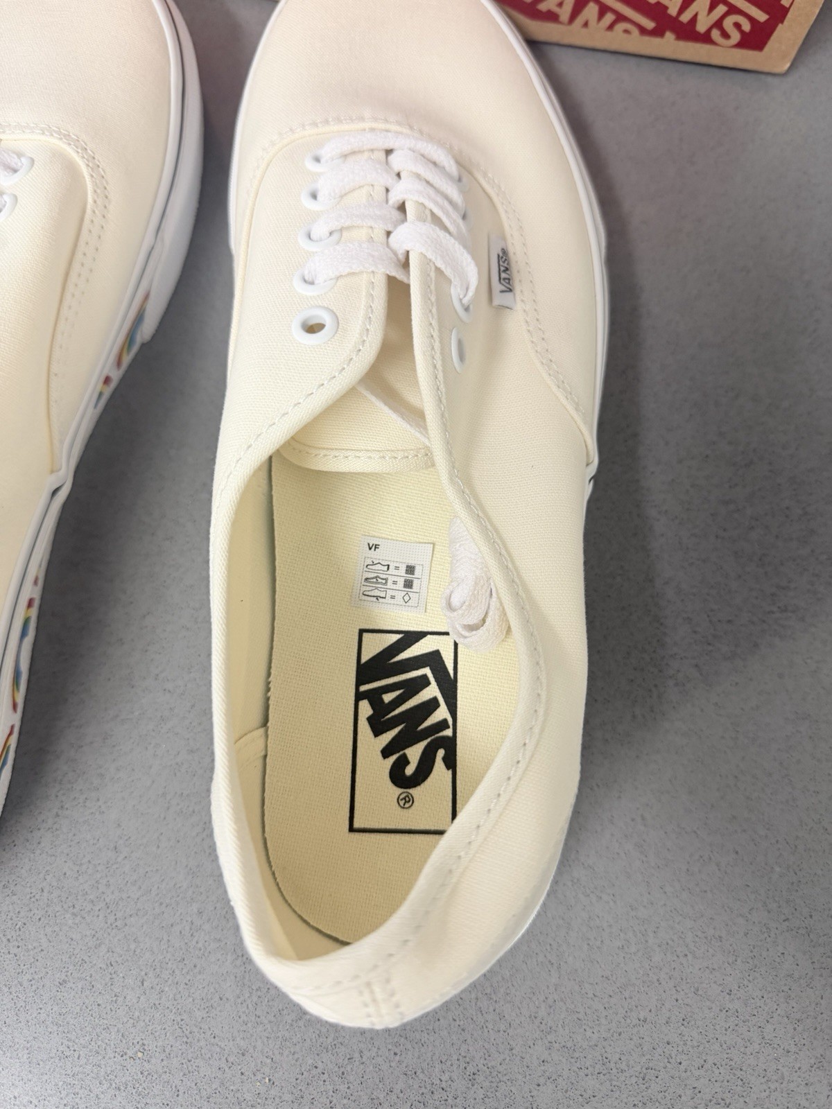VANS Authentic Off-White Rainbow Sidewall Low Top Canvas Lace Up Sneaker size 10