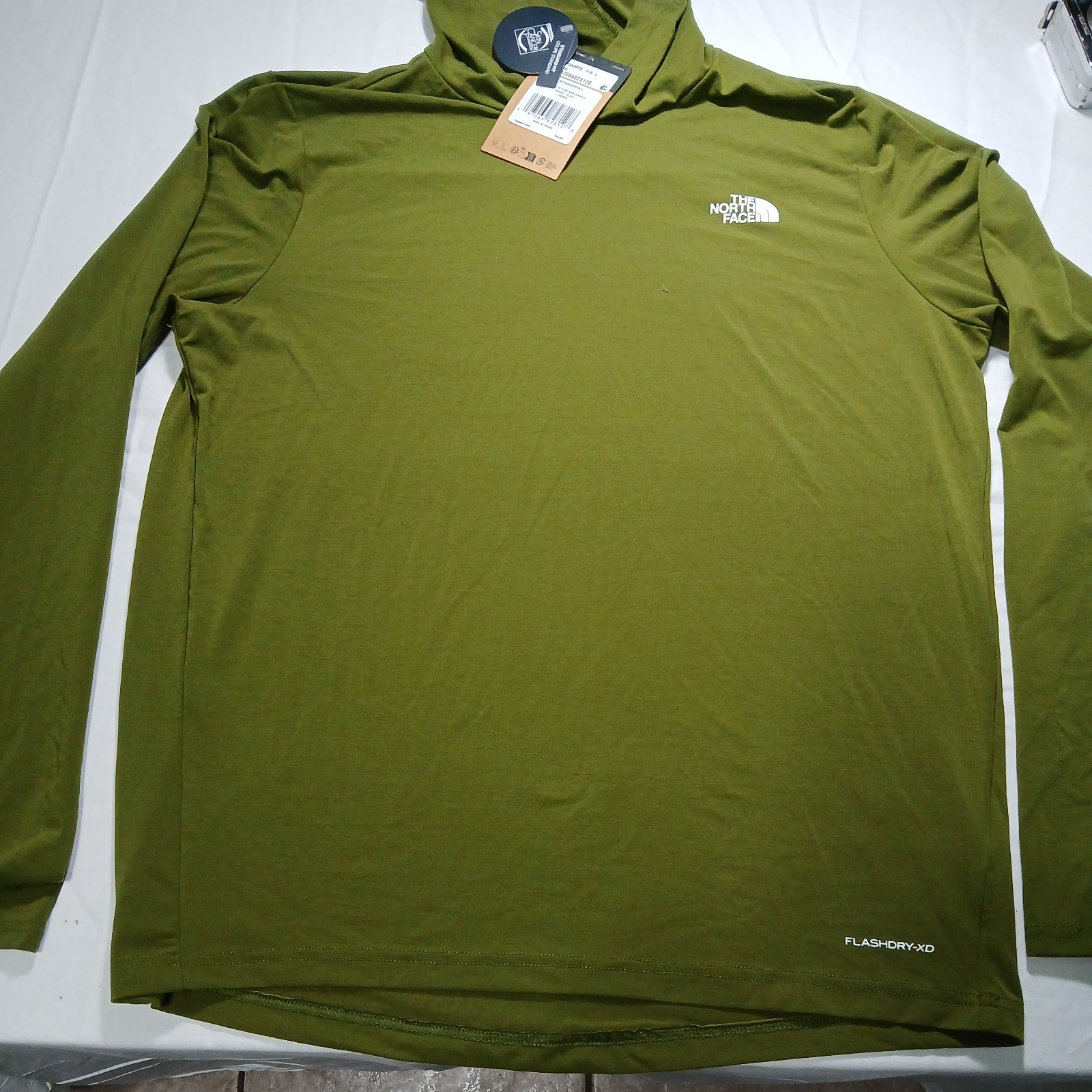 The North Face Adventure Sun Hoodie Mens NWTs Large Olive Flash Dry Thumbholes