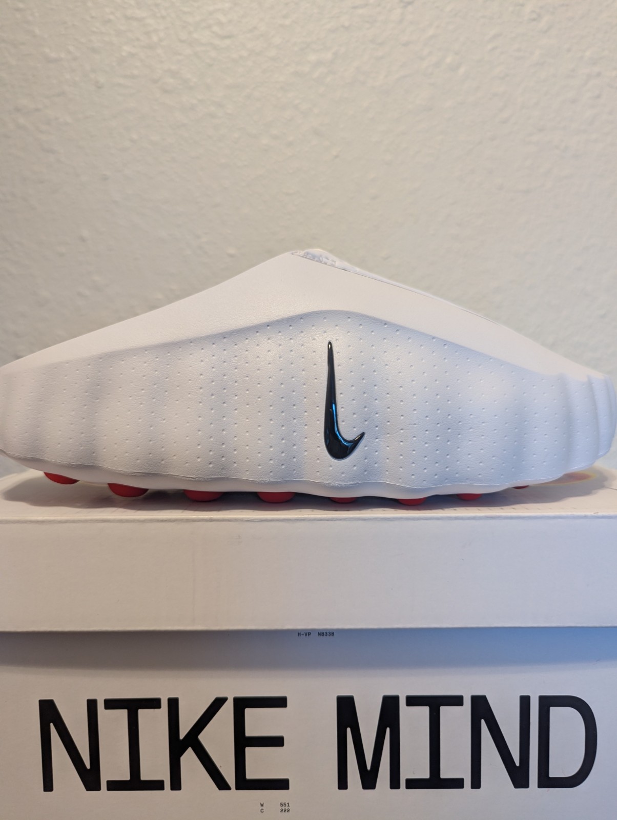 Nike Mind 001 HQ4307-101 White Obsidian Speed Red US Size 9 New With Box