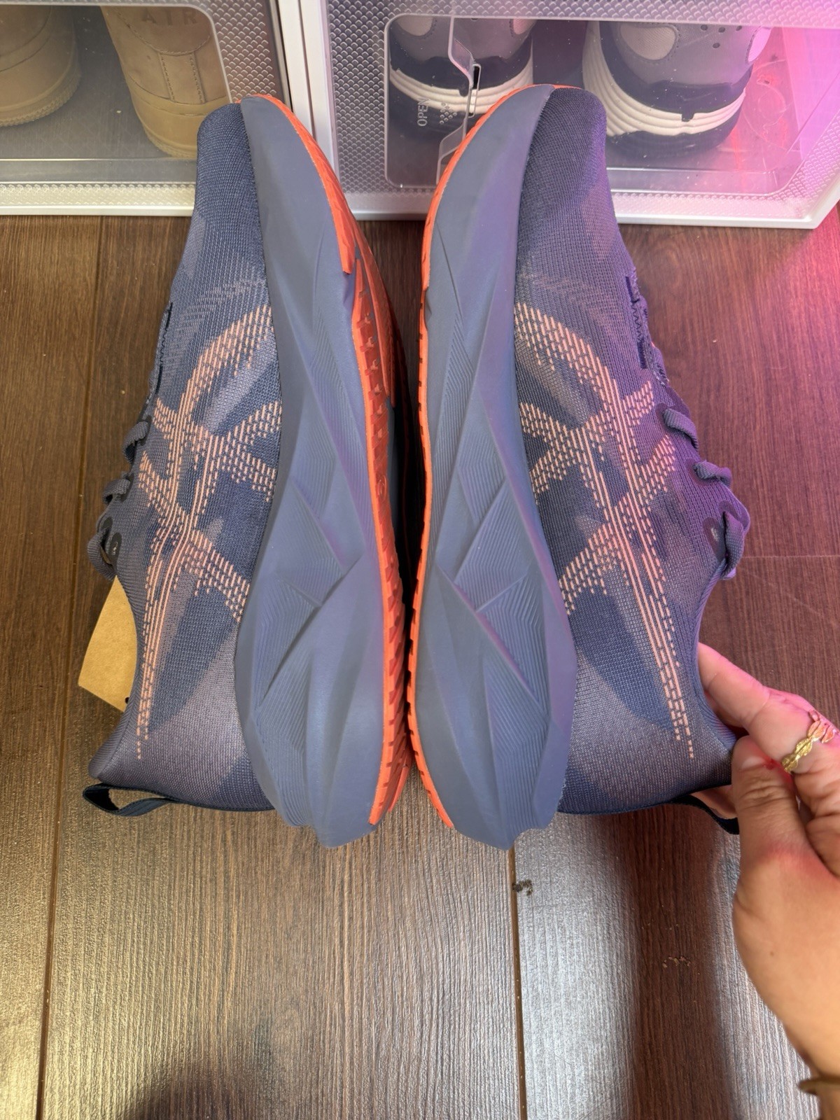 Size 10.5 – ASICS Novablast 5 Greyish Purple Coral Reef W