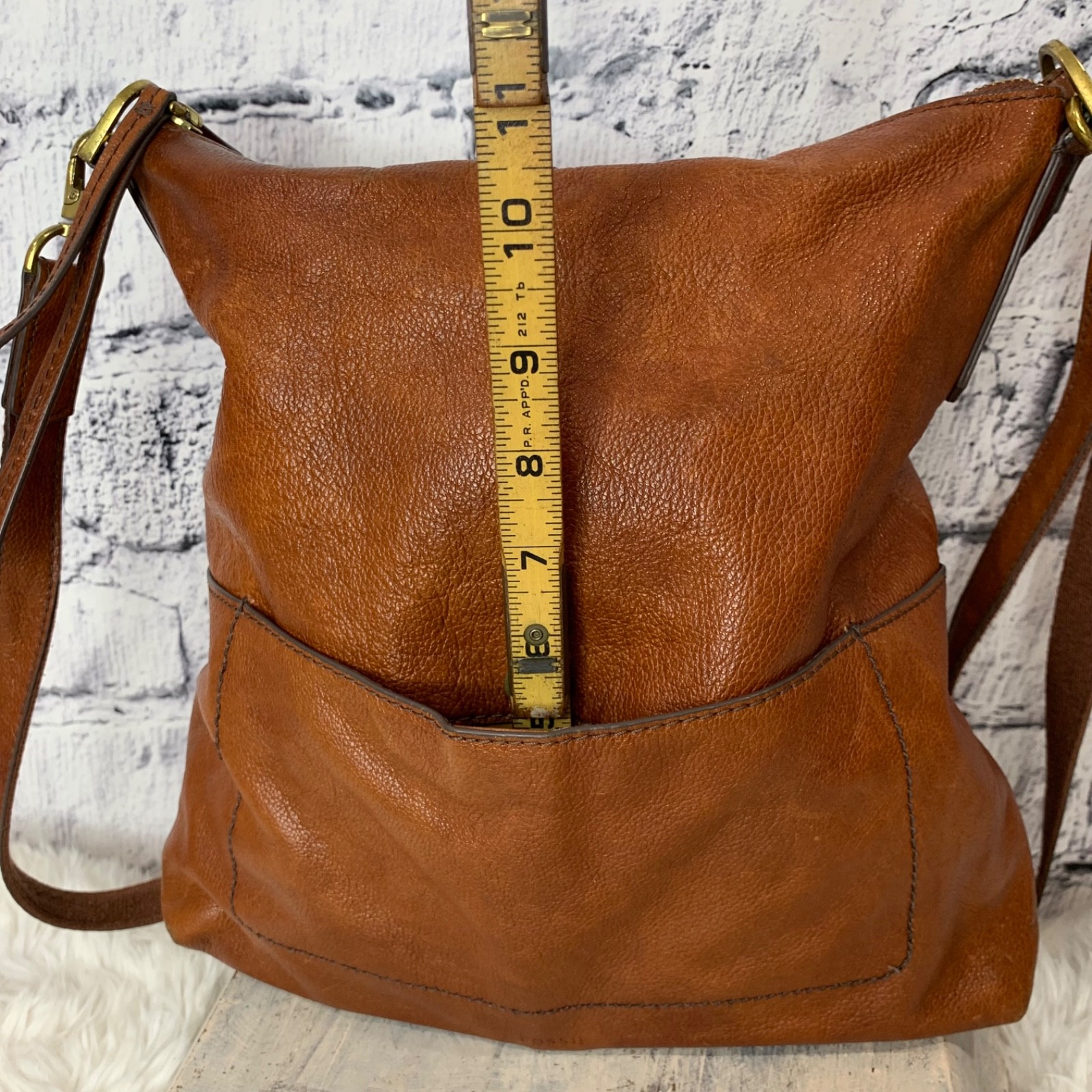 Fossil Amelia Hobo Crossbody Shoulder Bag Brown Leather SHB1819 Distressed