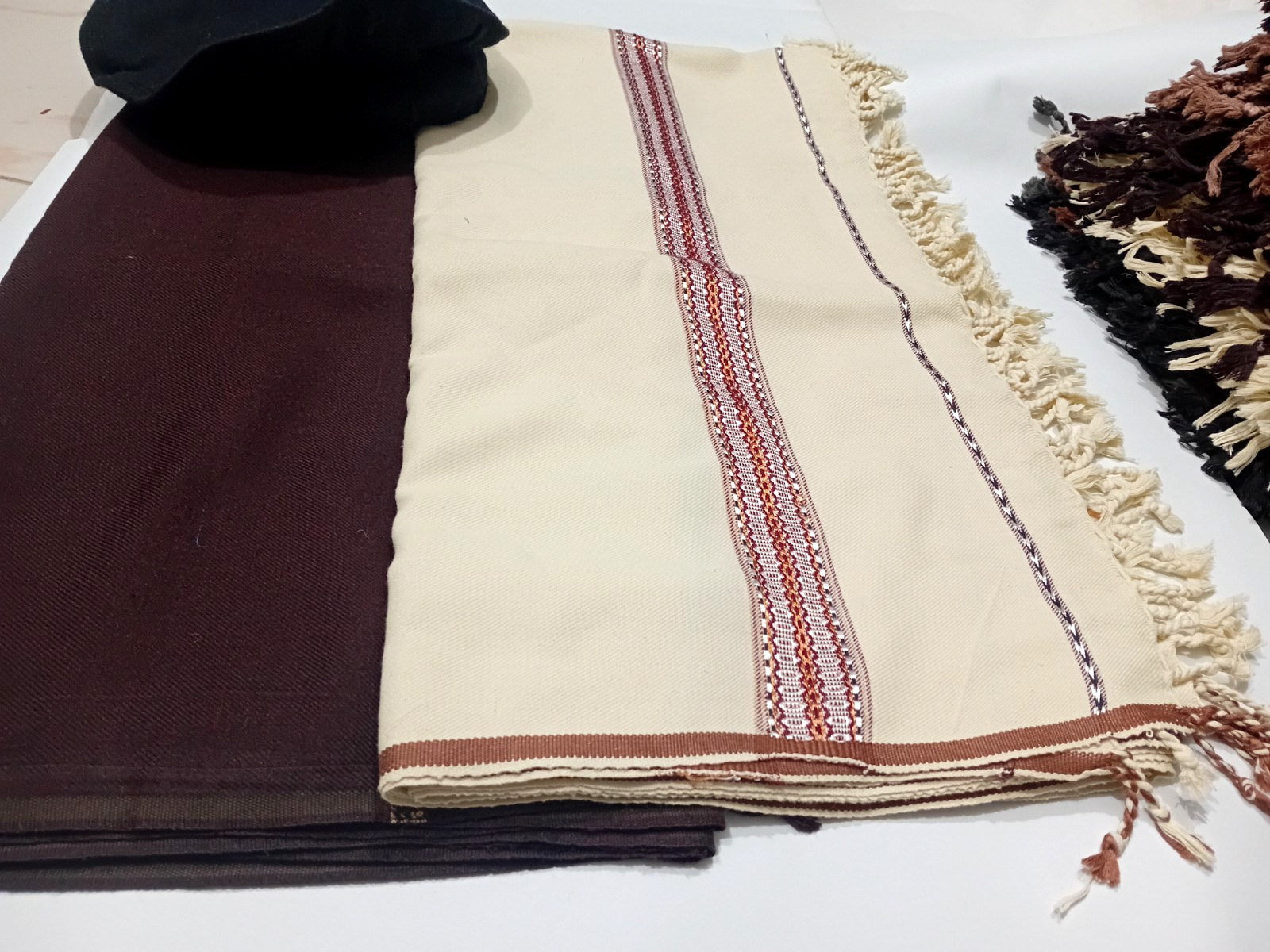Afghan Chitrali Pakol Hat 100% Wool + 2 Handmade Tribal Shawls