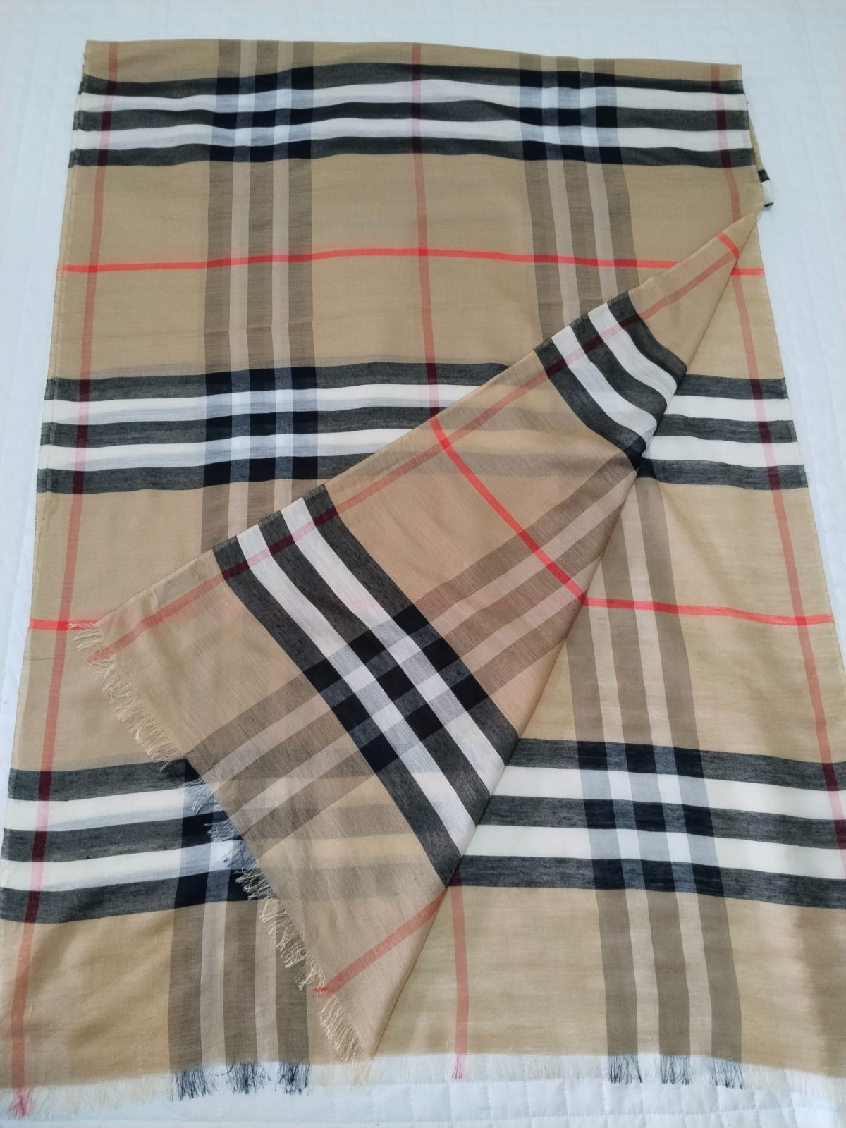 Burberry Nova Check women Scarf Stole Shawl wool Silk in Beige made in Scotland