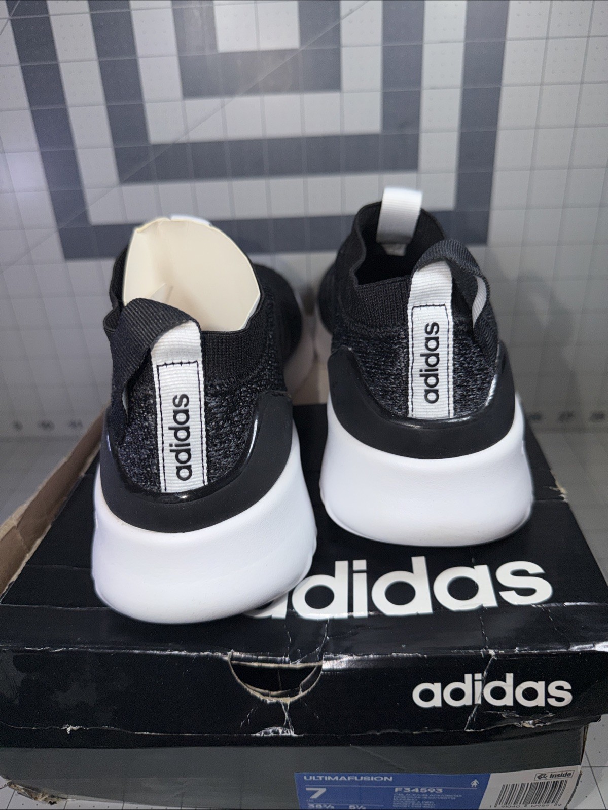 Adidas Ultimate Fusion Womens 7 Running Shoes Slip On F34593 cloudfoam NIB