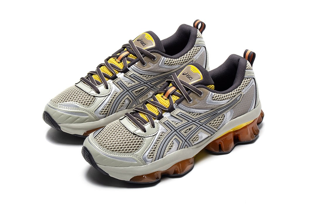 [1203A270-026] MENS ASICS GEL-QUANTUM KINETIC ‘FOSSIL PURE SILVER’