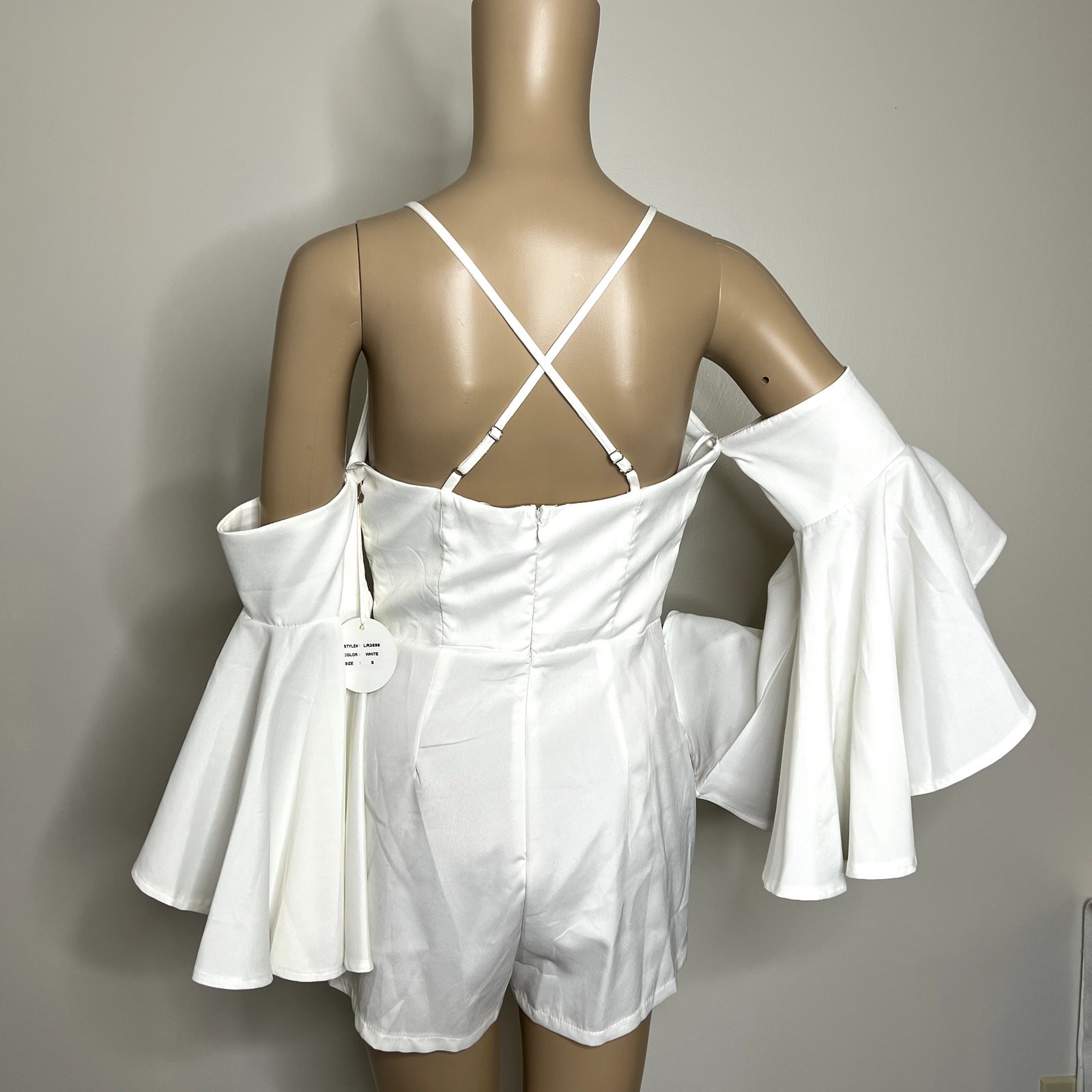 Luxxel White Low Cut Batwing Sleeve Romper