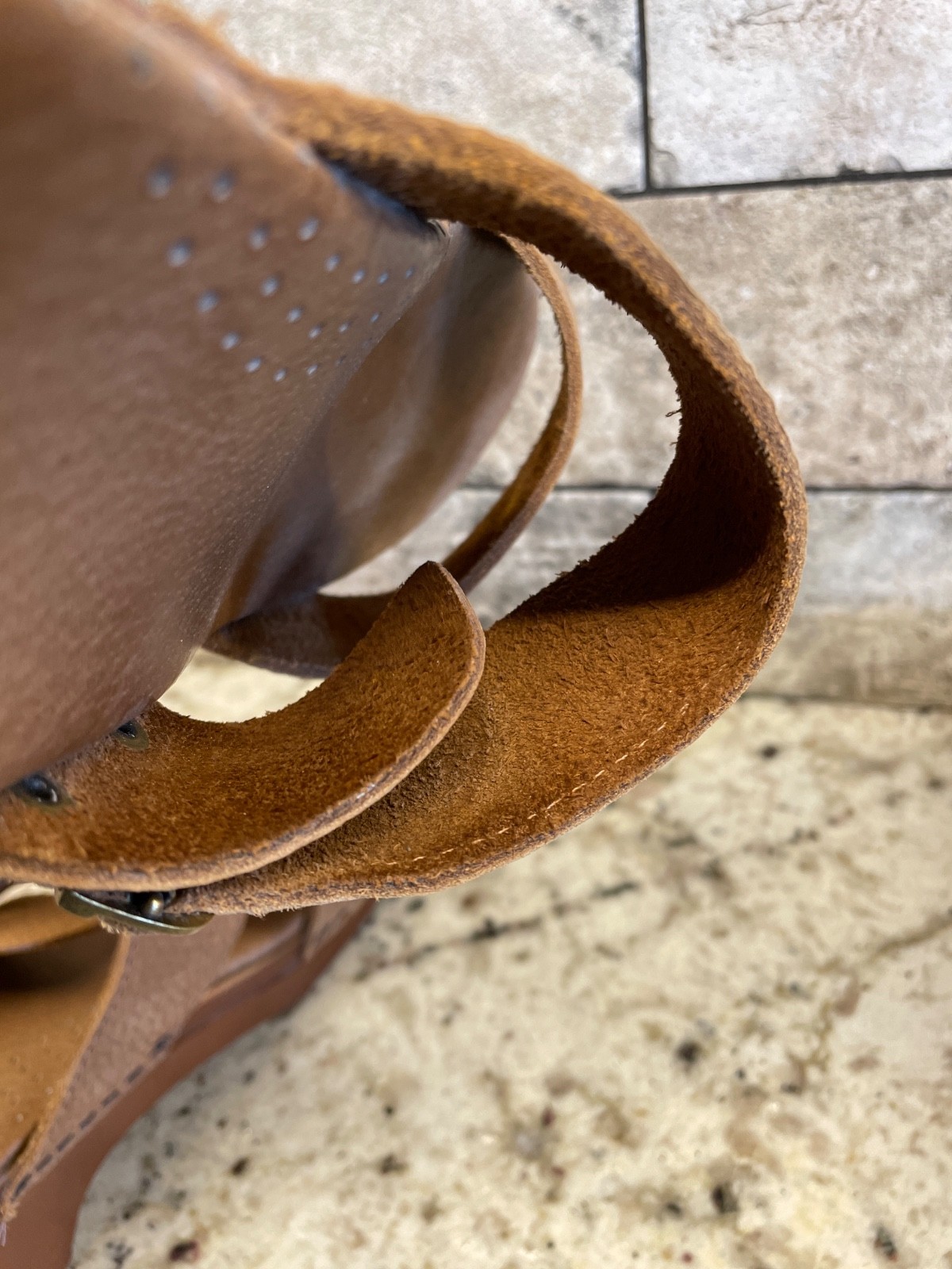 ANNA Made In USA Clogs Sandals 2.25″ Pebbled Tan Brown Leather 2 Strap EUC ~ 11
