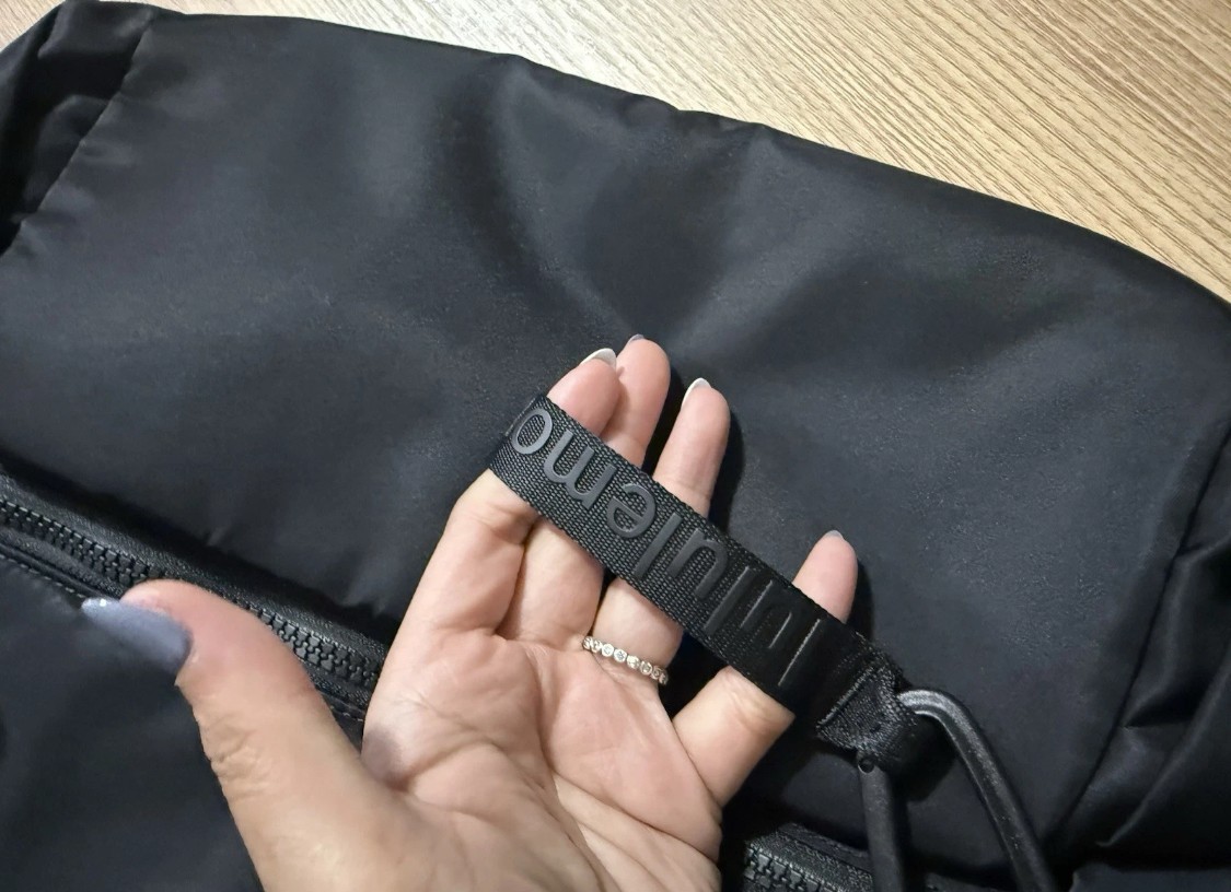 LULU New Crew Backpack One Size 15″ Laptop Padded – 22 L Black- NEW WITHOUT TAGS
