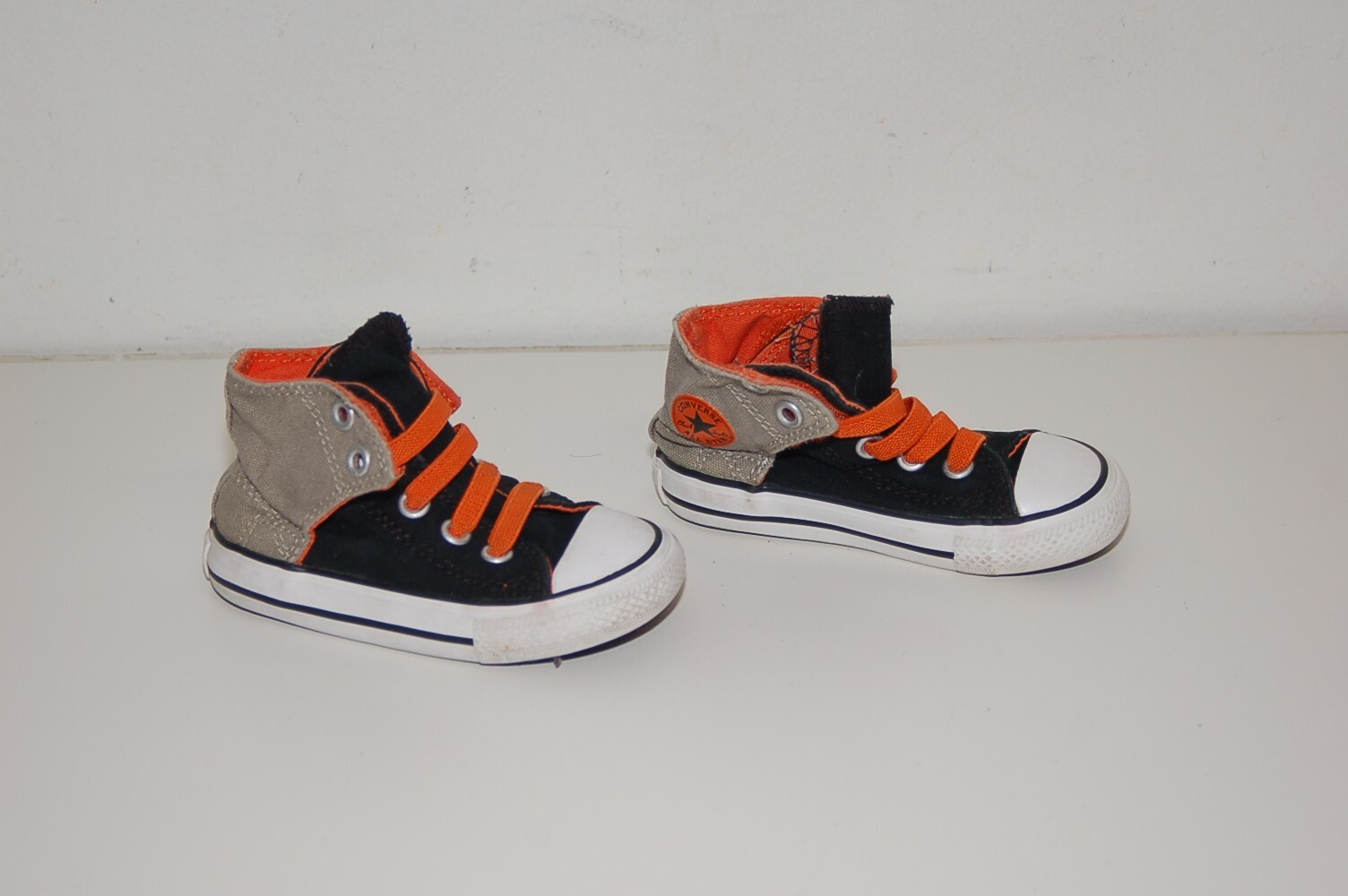 Converse All Star Black Orange Tan Tops Sneakers Shoes Size 6Y