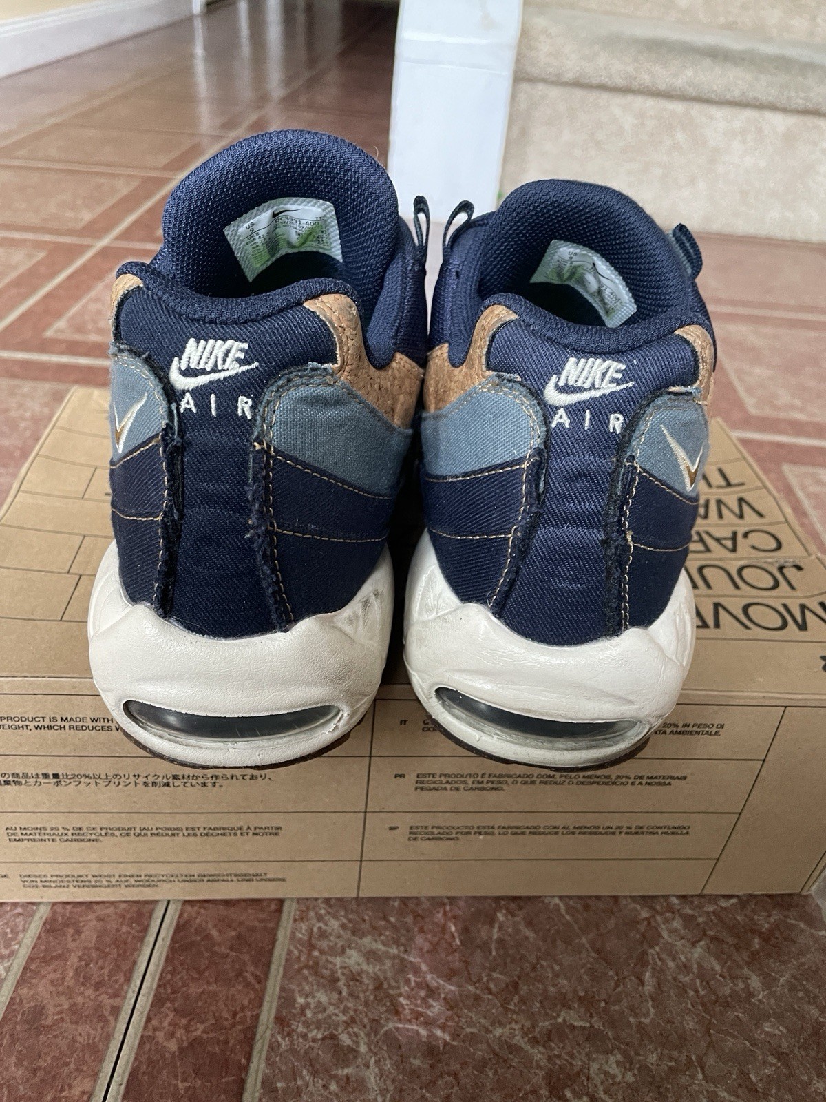 Nike Air Max 95 SE Cork Obsidian/Wheat-Thunder Blue Size 9 Mens Barely Worn