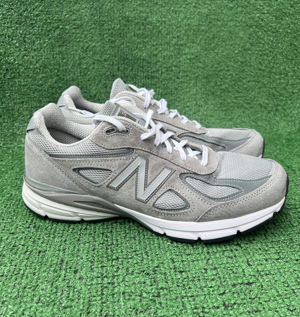 New balance 990 V4 U990GR4 Men’s running sneaker Shoes US Size 11D Used No Box