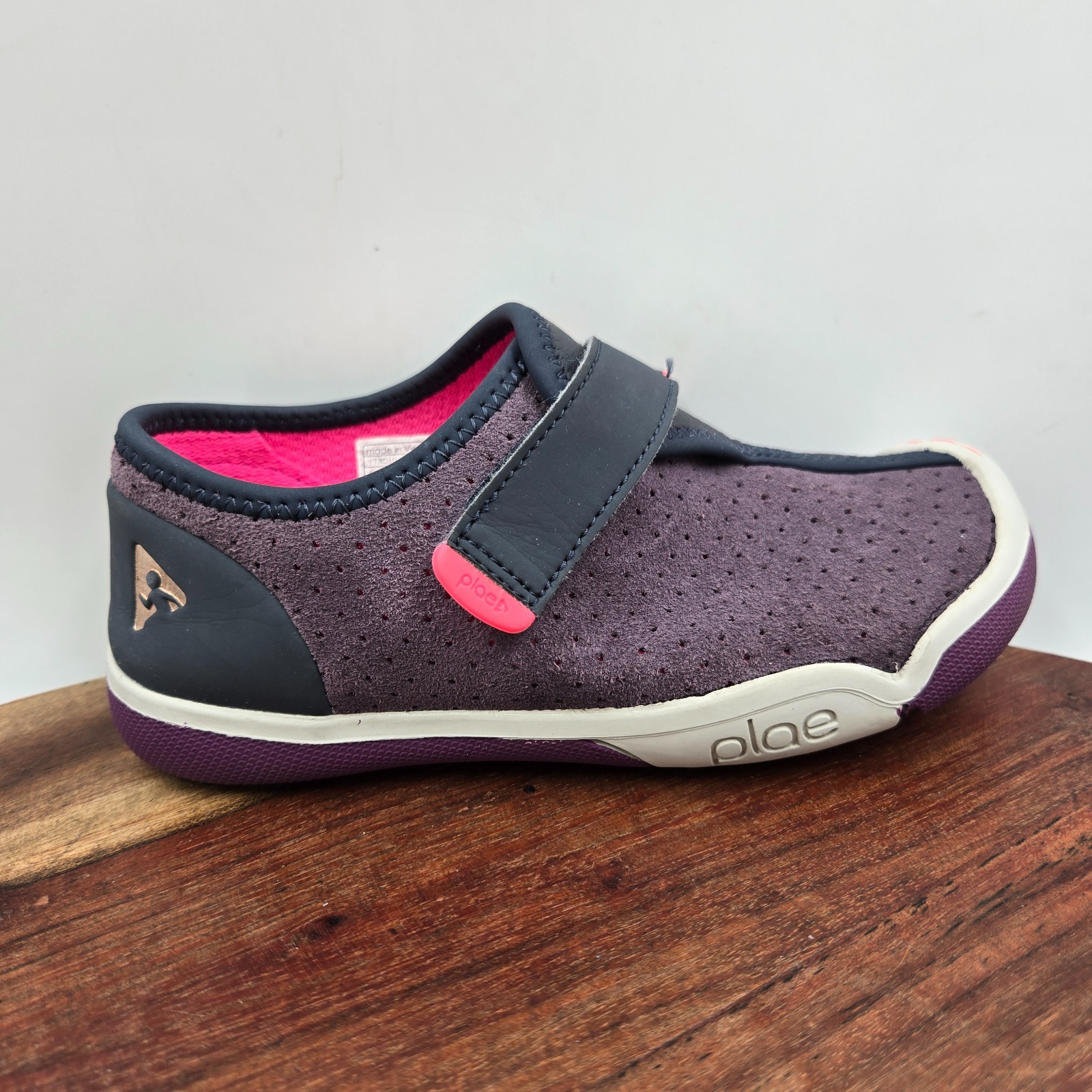 Plae Cam Shoes Youth Girls 11.5 Purple Pink Suede Leather Strap Play Sneakers