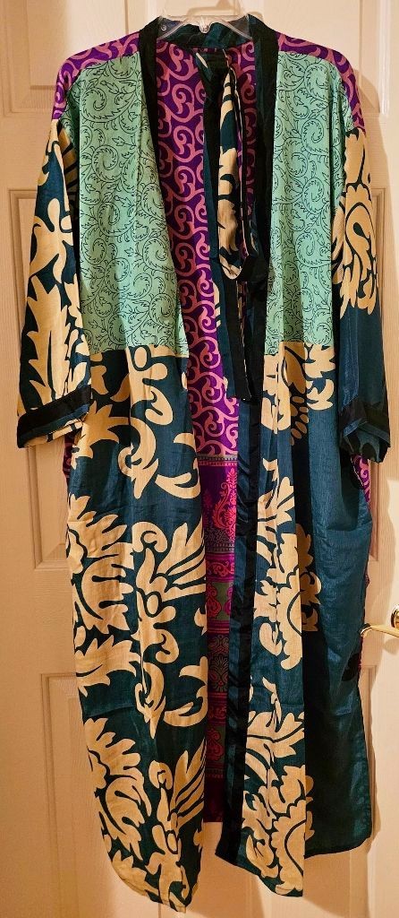 Art Silk Kimono Robe~ Women’s One Size~ Kimono w/Tie ~Floral,Leaves~Green,Purple