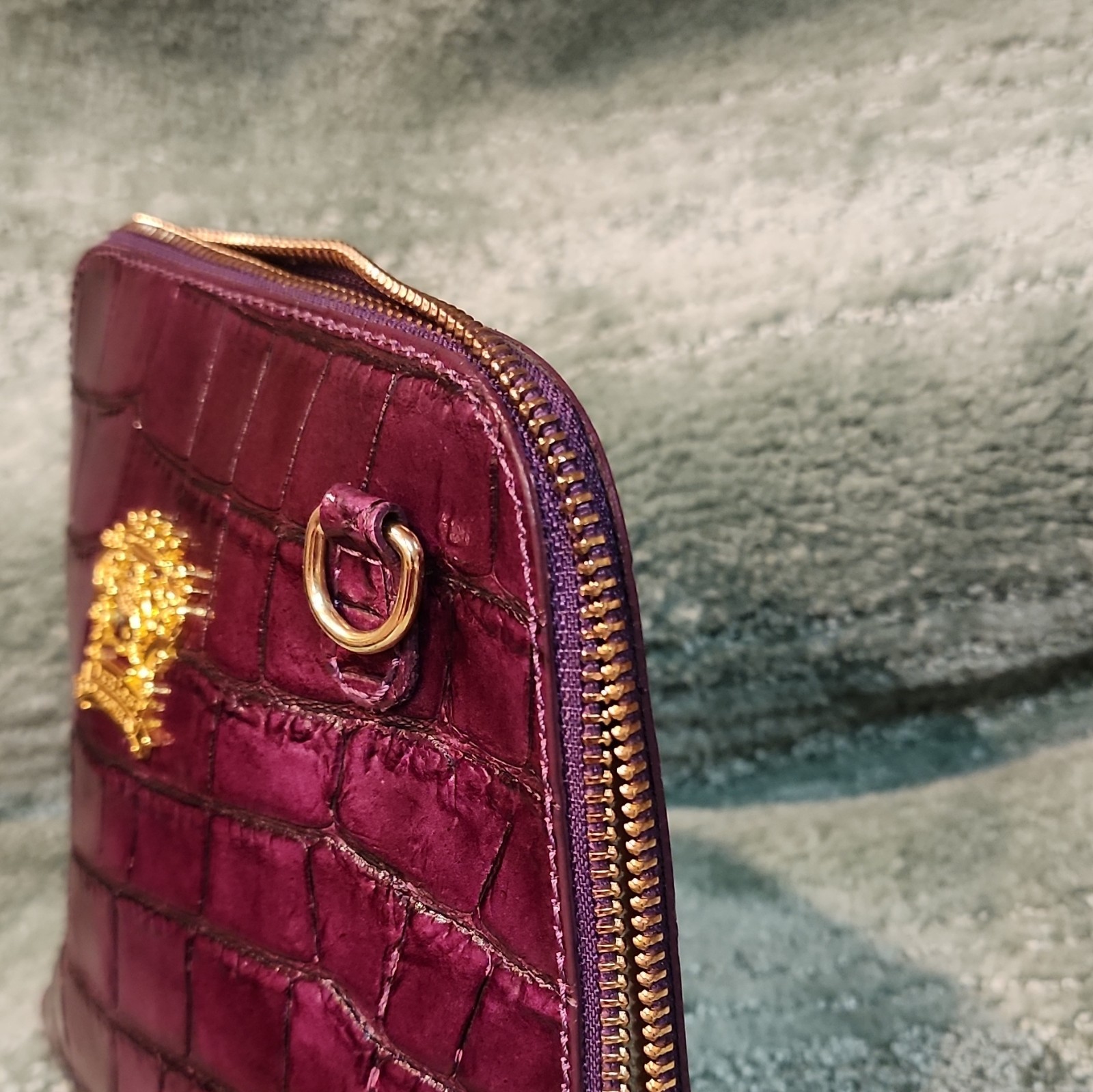 Firenze Burgundy Croc Embossed Case with Gold Crest Logo