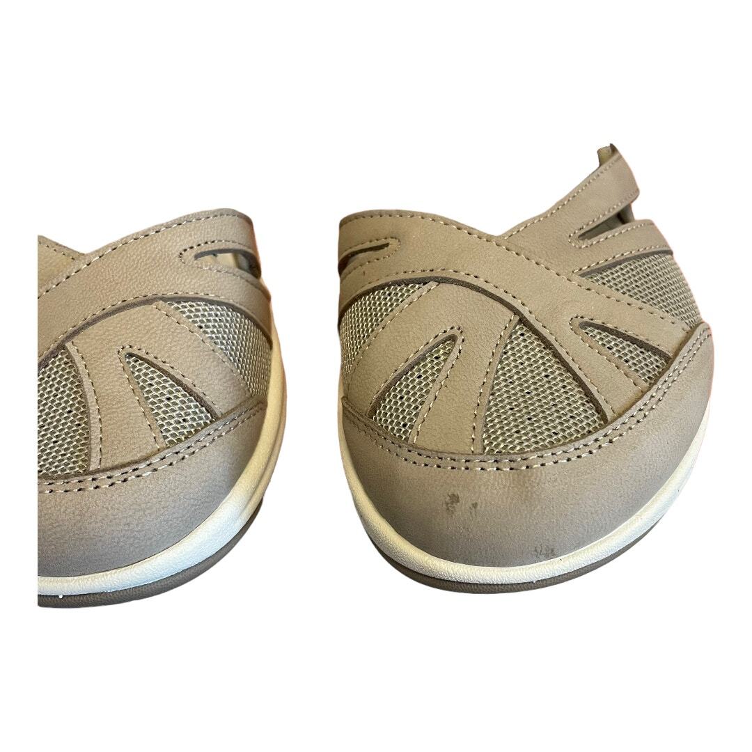 NEW Easy Spirit Splash Water Resistant Comfort Sandal Taupe