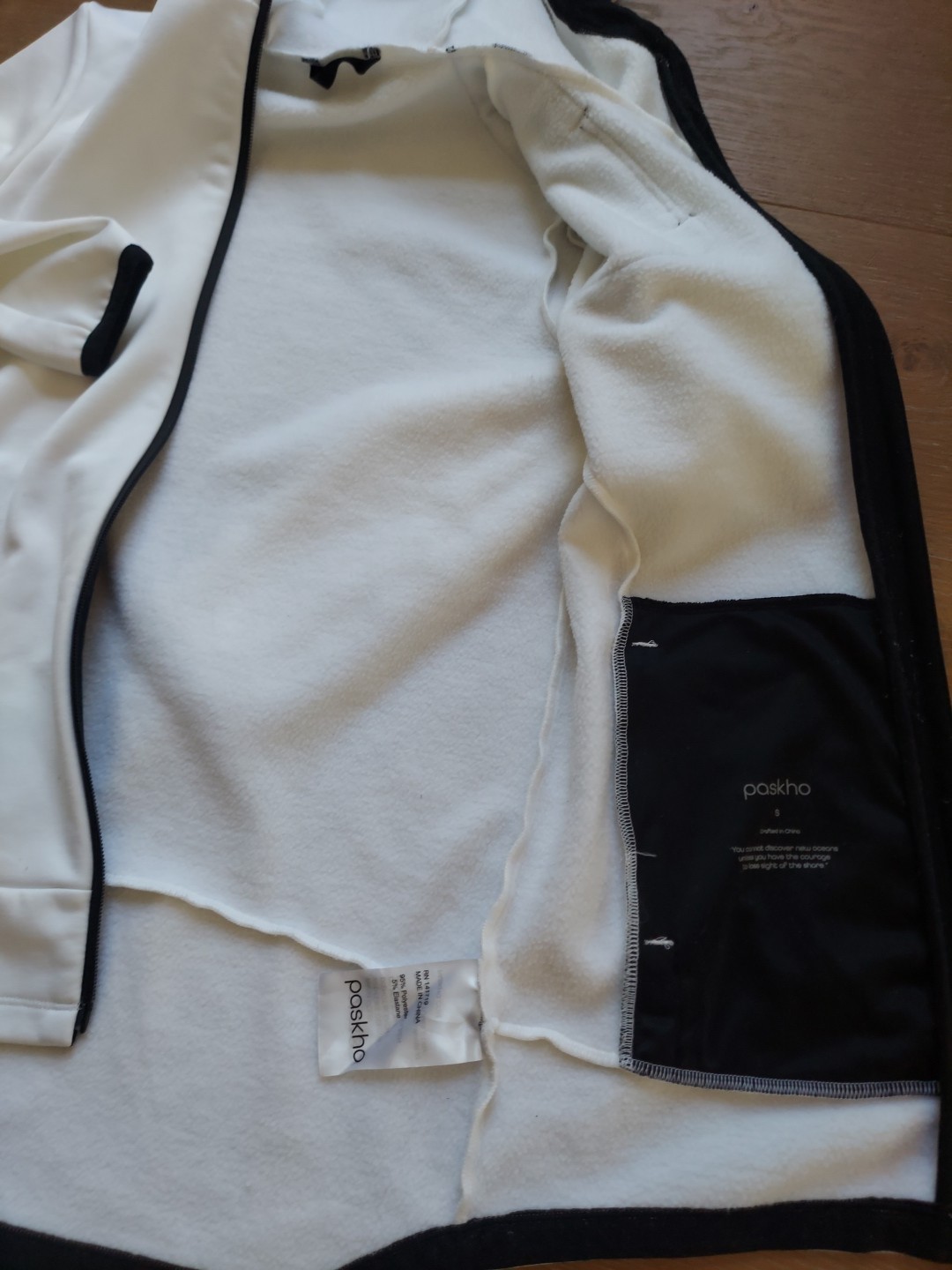 Paskho Women’s White Lucidity Temperature Regulating Travel Hoodie Size S