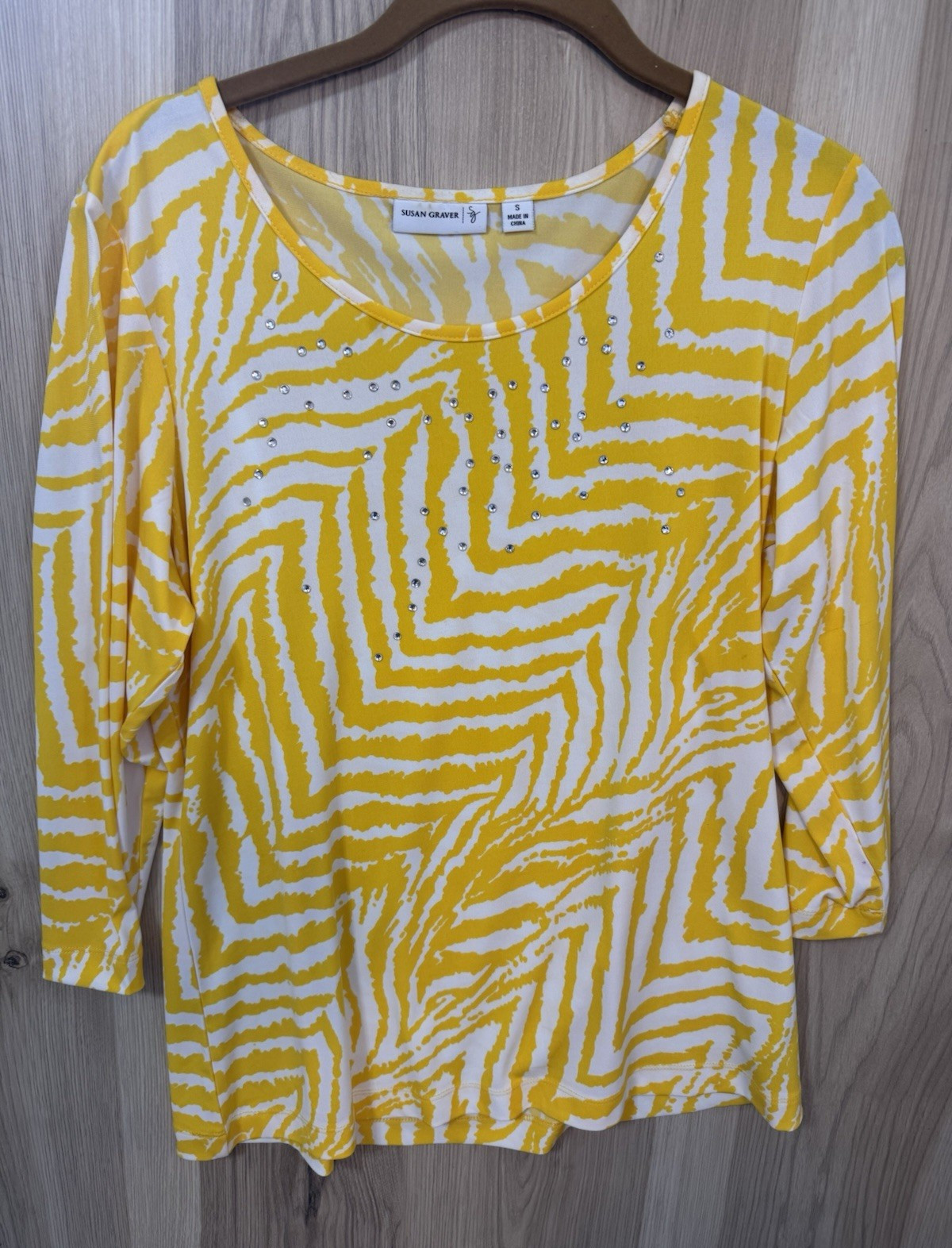 Susan Graver Yellow White Geometric Rhinestone Scoop Neck 3/4 Sleeve Top S