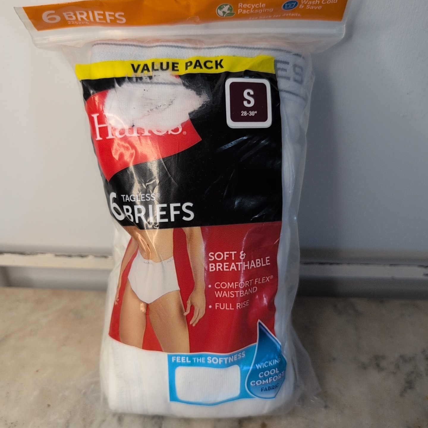 6 Hanes Briefs Men Tagless Underwear White Comfort Waistband Wicking Small 28-30