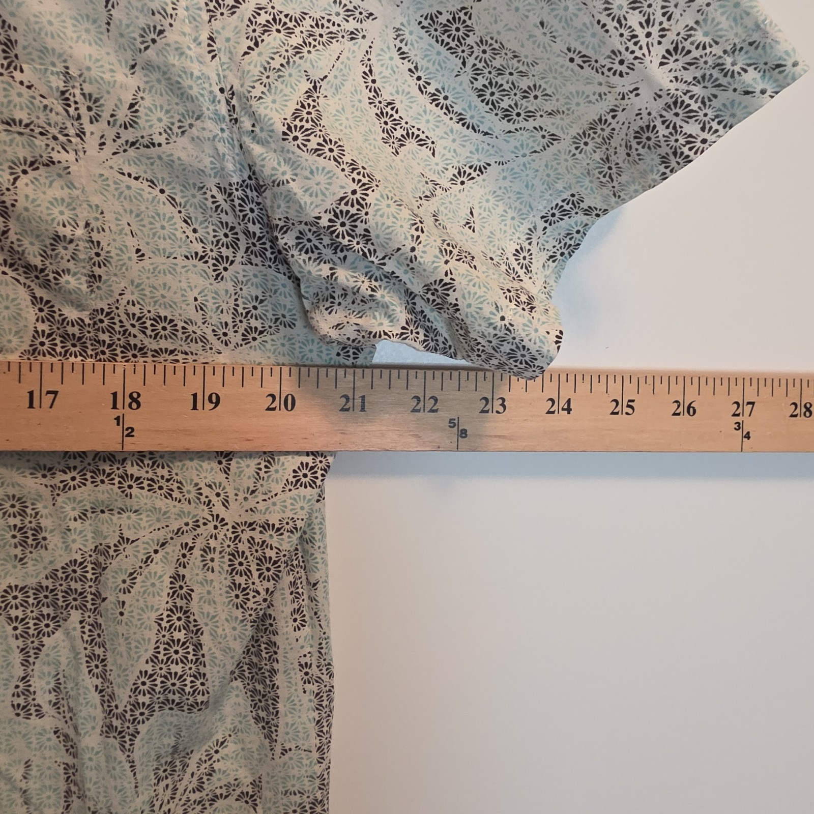 Tori Richard Hawaiian Shirt Tropical Floral Cruise Blue Cotton Lawn Mens Medium
