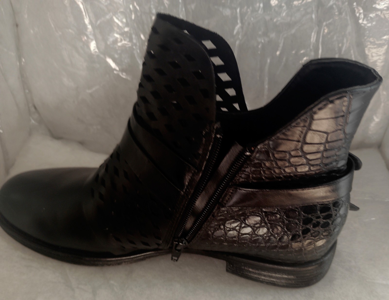 Pierre Dumas Women’s Black Ankle Bootie Round Toe Side Zip Buckle
