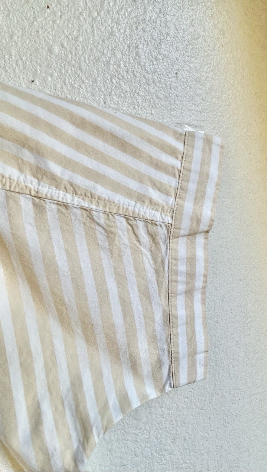 Universal Thread Women’s Striped Split -neck Crop Blouse Yellow &white Size M