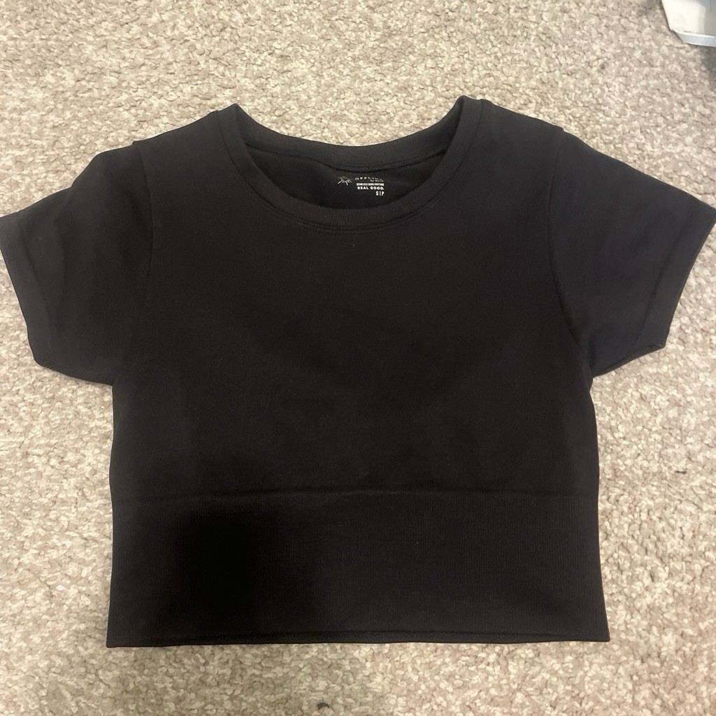 Offline by Aerie Women’s Black Cropped Crew Neck Knit T-Shirt Size S