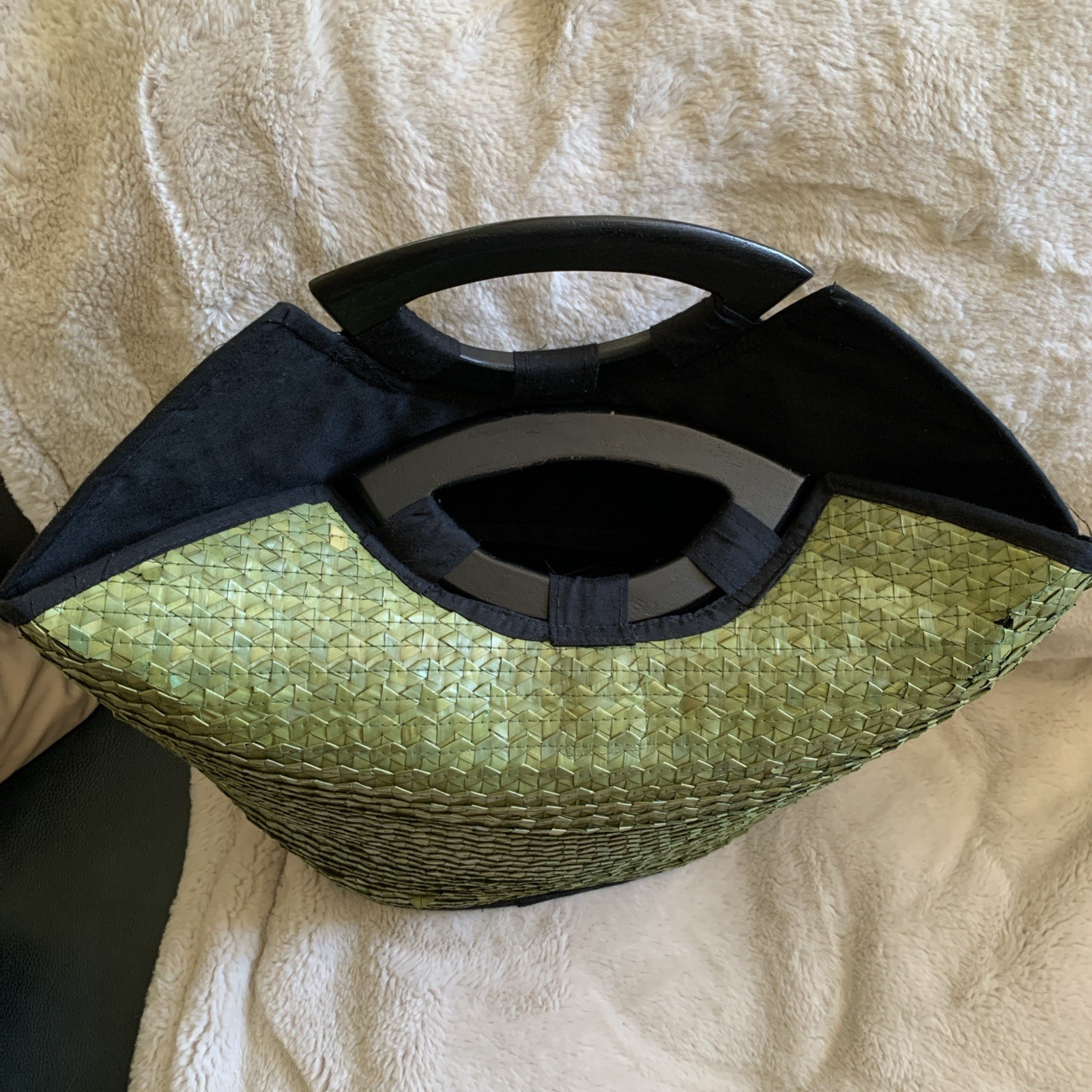 Large Green Brown Woven Handbag With Brown Handles 11″ x 16″ 10″ Deep