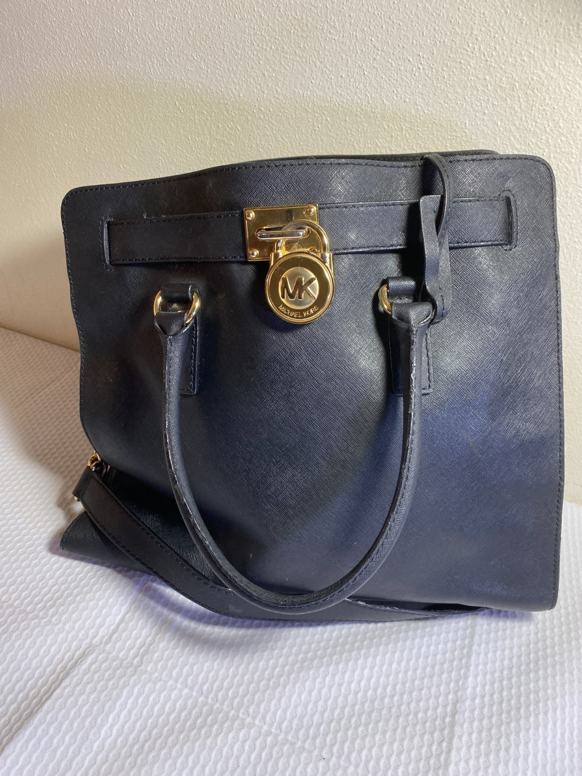 Michael Kors Hamilton Large Handbag Black Saffiano Leather Crossbody Used