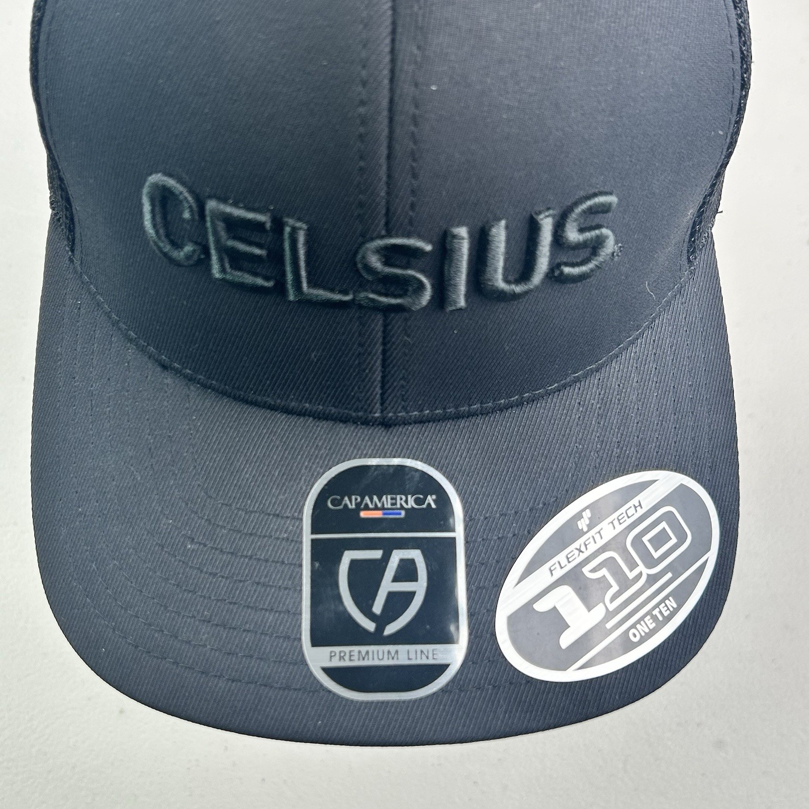 Celsius Trucker Hat Cap Black Men’s OSFM Snapback NWT CapAmerica Flexfit Yupoong
