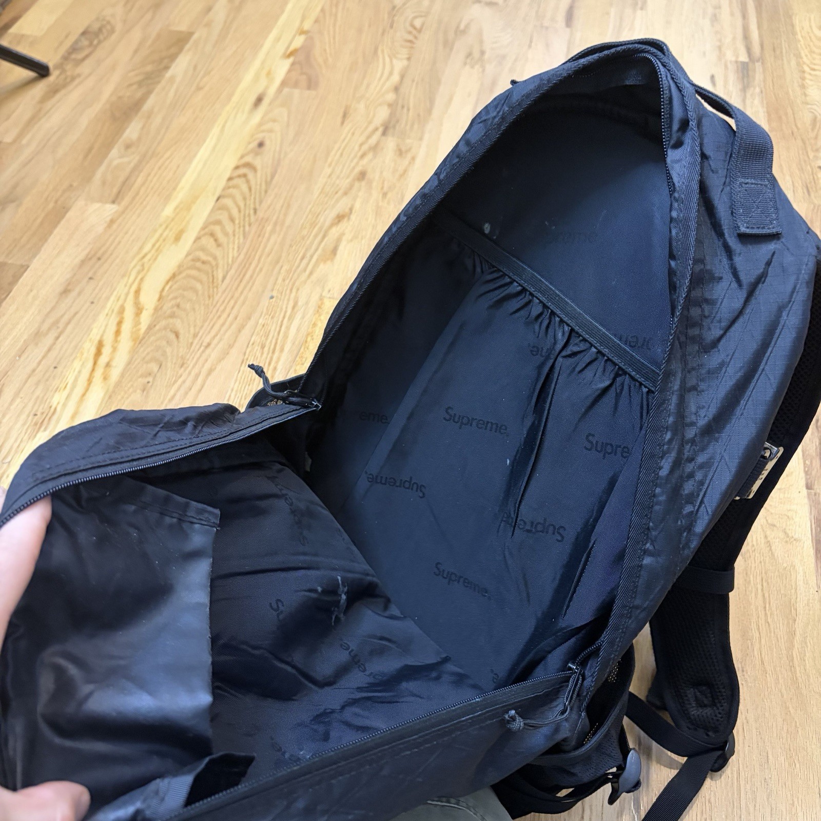 Supreme FW18 backpack Water/Abrasion Resistant Black W Silver Logo Chest Strap