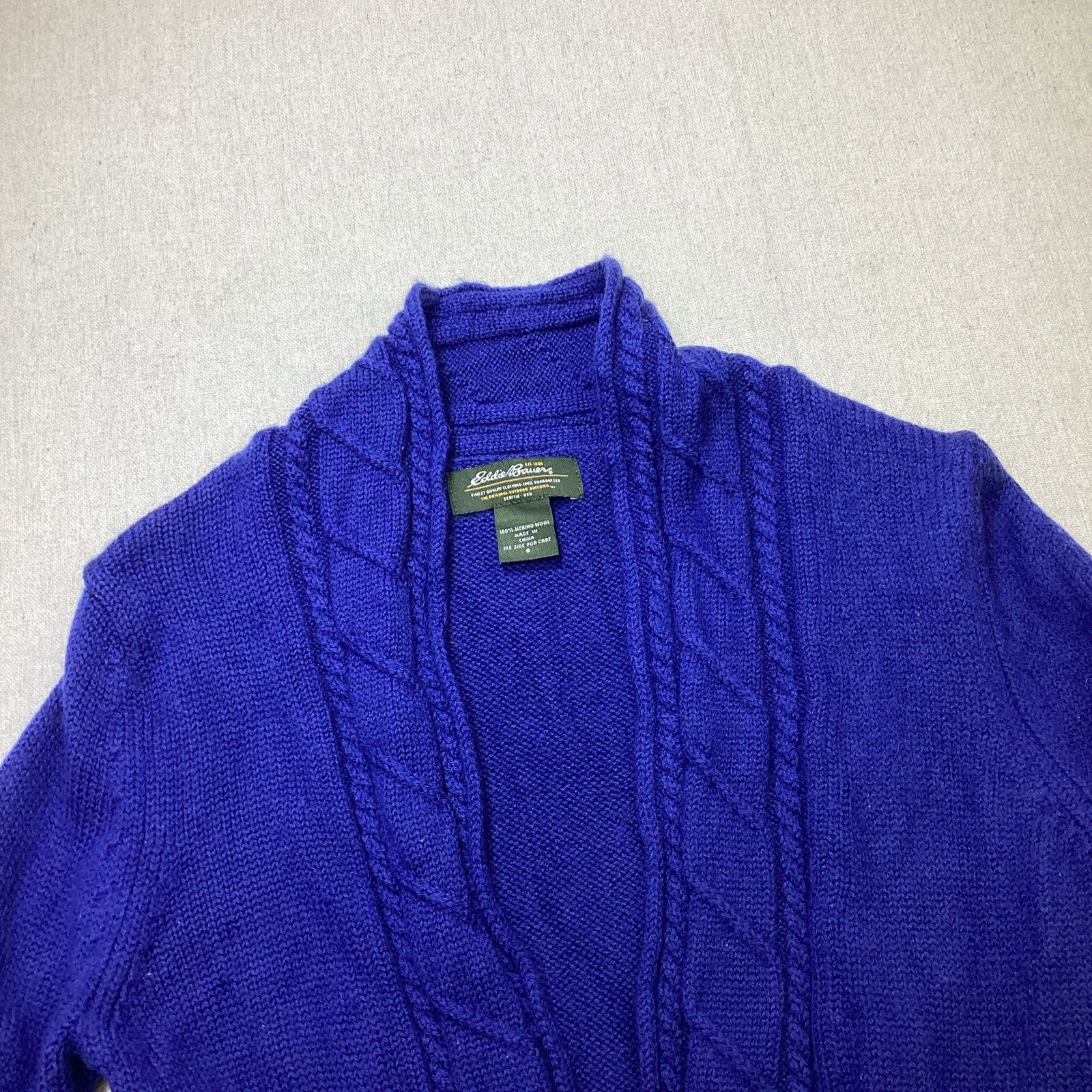 Eddie Bauer Sweater Women’s S Blue 100% Merino Wool V-Neck Cable Knit Classic