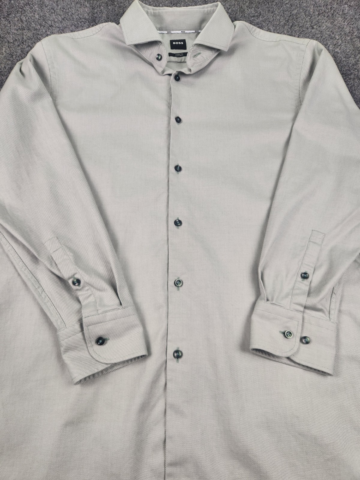 BOSS Sharp Fit Easy Iron Dress Shirt Mens XL 17 32/33 Light Green Cotton Stretch