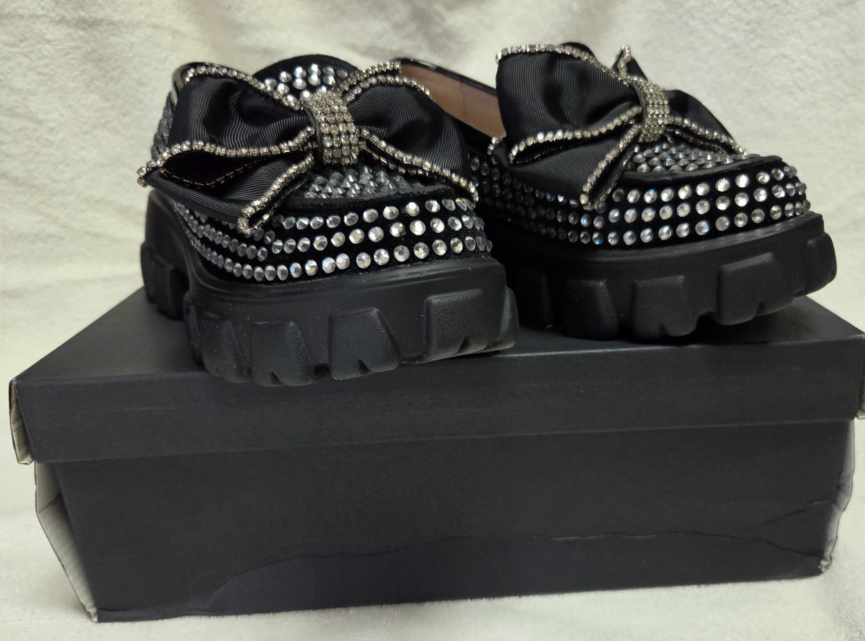 Betsey Johnson Vincent Bow Black Rhinestone Chunky Platform Loafer Women’s 5.5 M