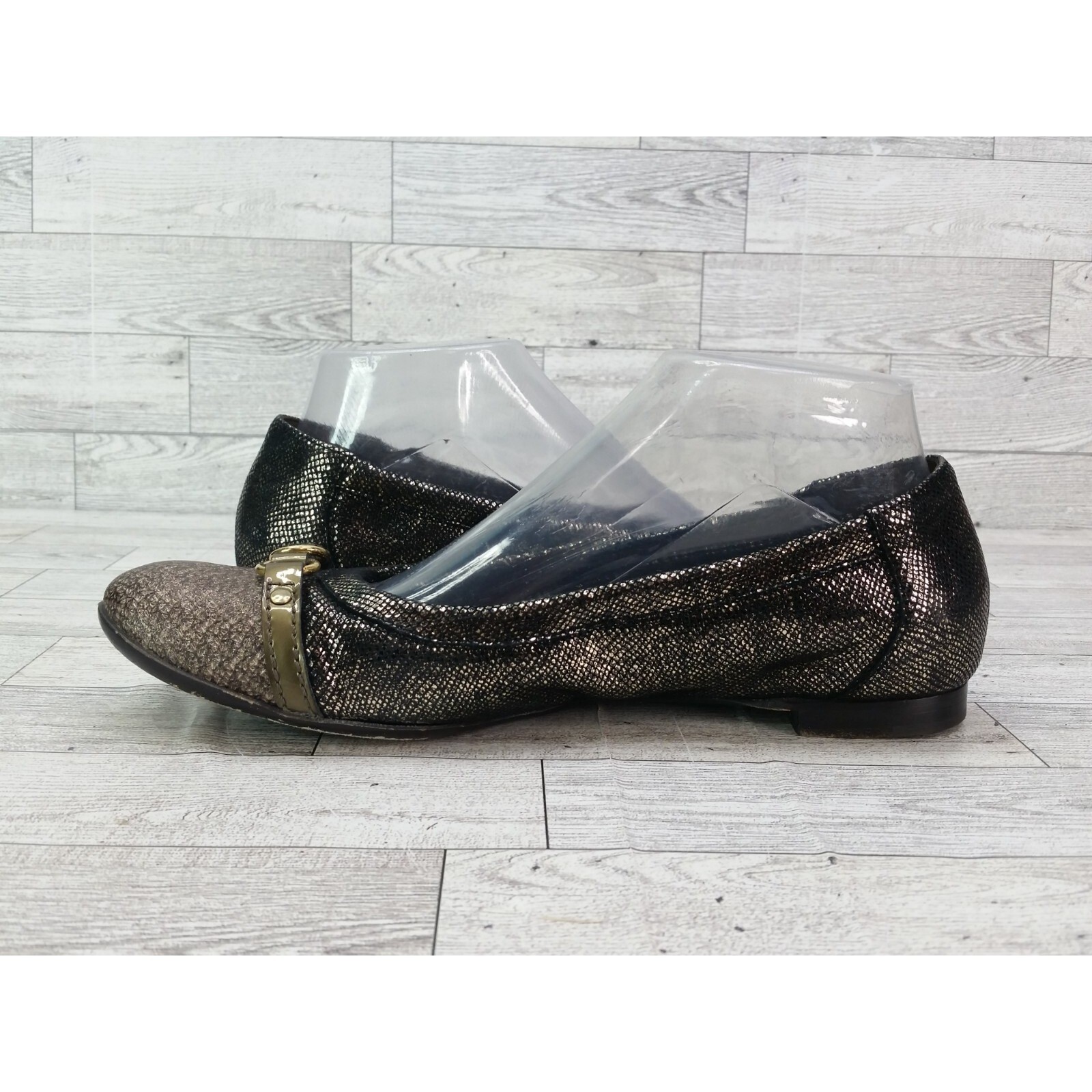 Women’s AGL Monika Flats Leather Cap Toe Flats Shoes Size 38.5 US 8.5 Shimmering