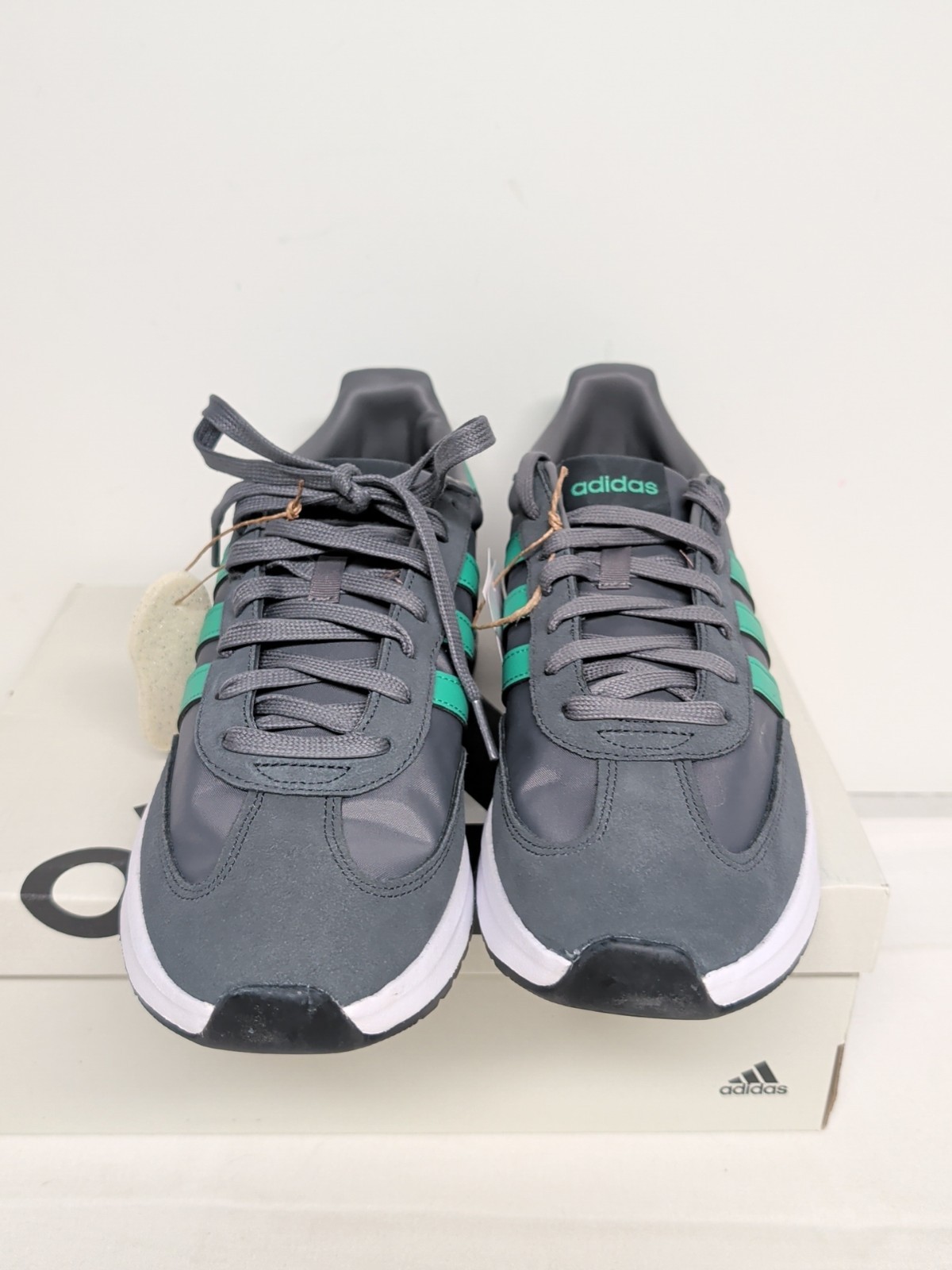 adidas Run 70s 2.0 JI4921 Gray Green White Lace Up Athletic Sneaker Men 11.5 New
