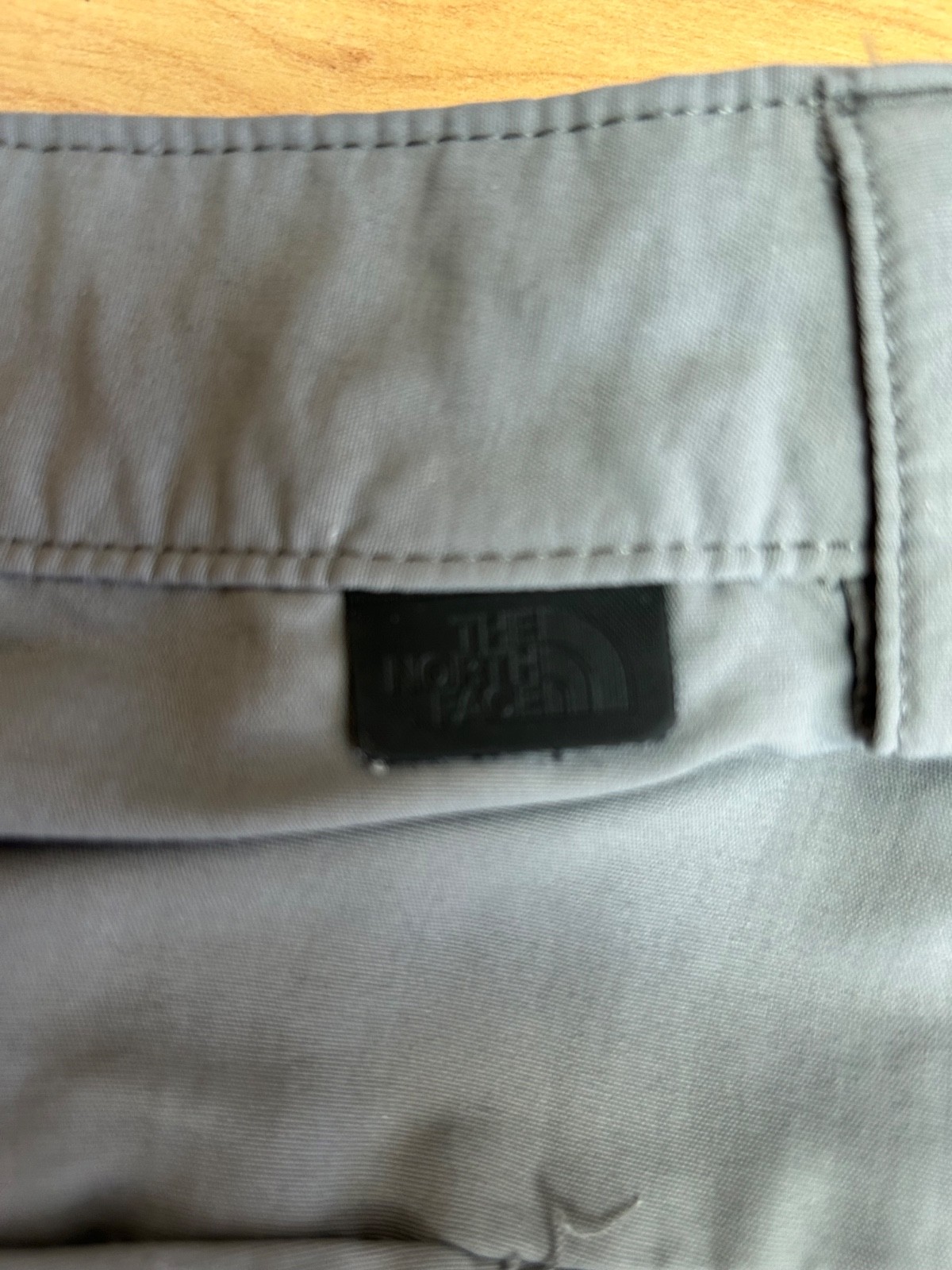Light Gray North Face Lightweight Hiking Shorts Mens 34 Nylon Poly mix 9” inseam