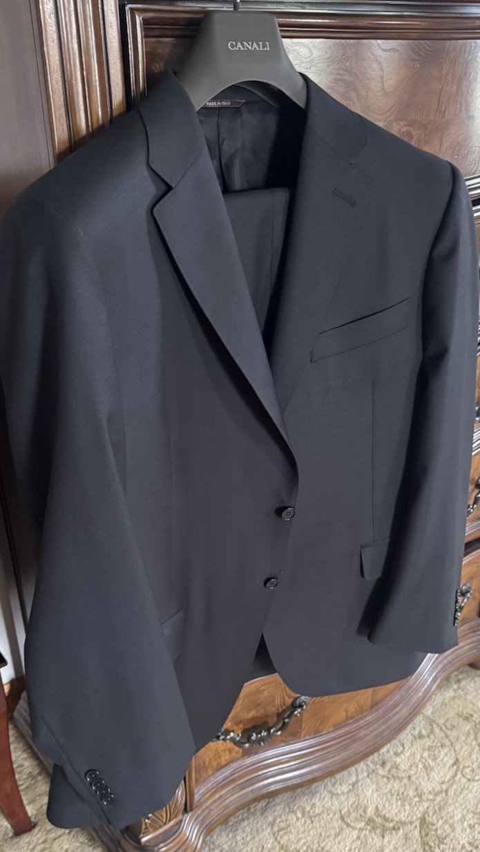 Canali Solid Wool Black Suit Size US 46R / EU 58 MSRP $2295
