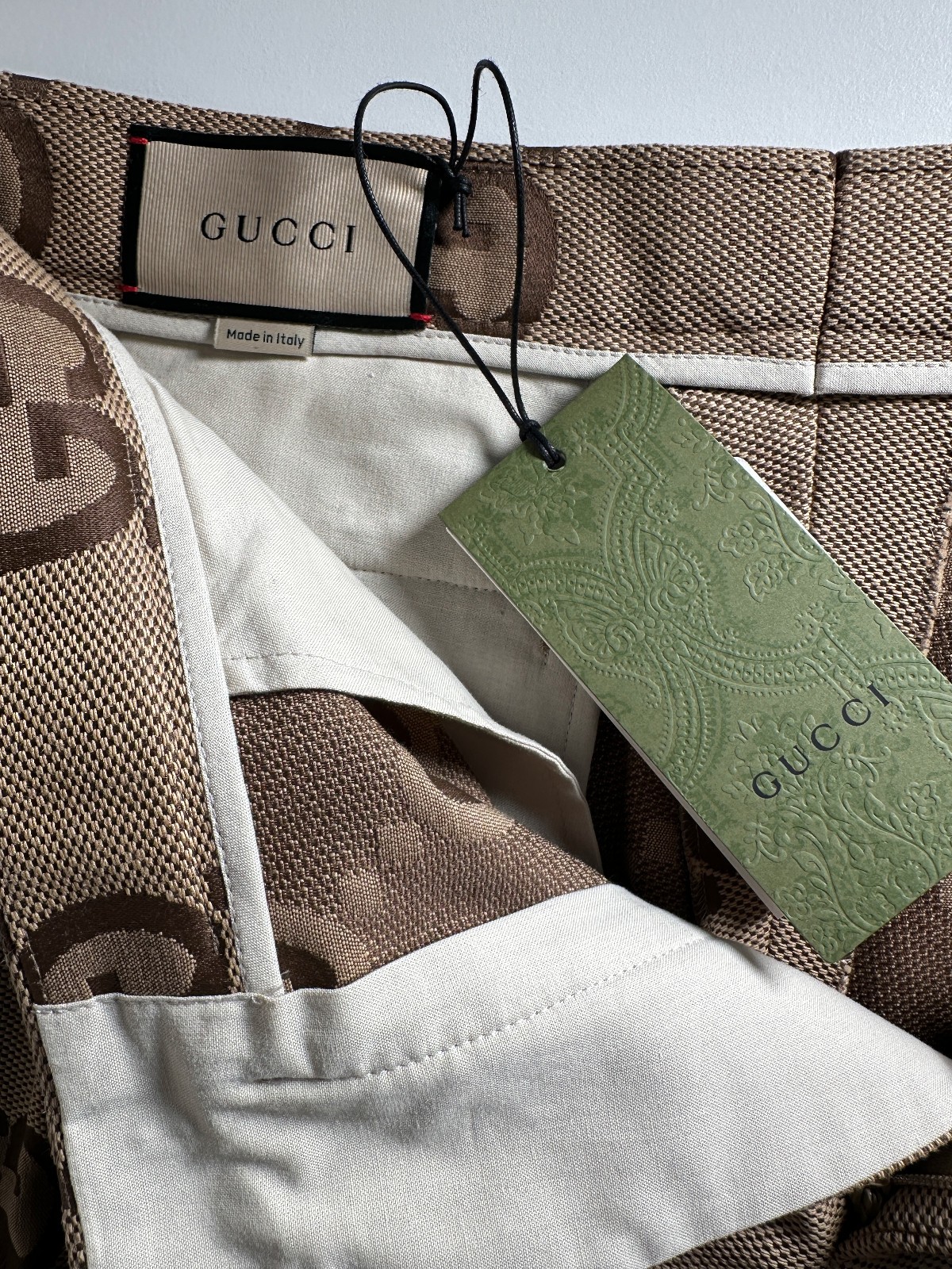 NWT Gucci Jumbo GG Canvas Shorts Beige/Ebony Size 48 Medium $1150 Authentic